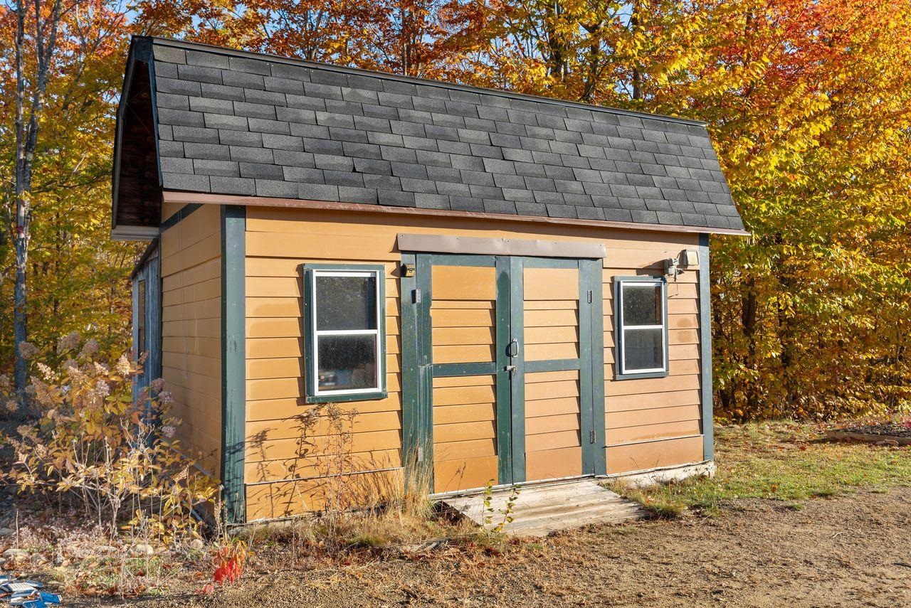 Meredith, New Hampshire, 03253, United States, 2 Bedrooms Bedrooms, ,3 BathroomsBathrooms,Residential,For Sale,1988258