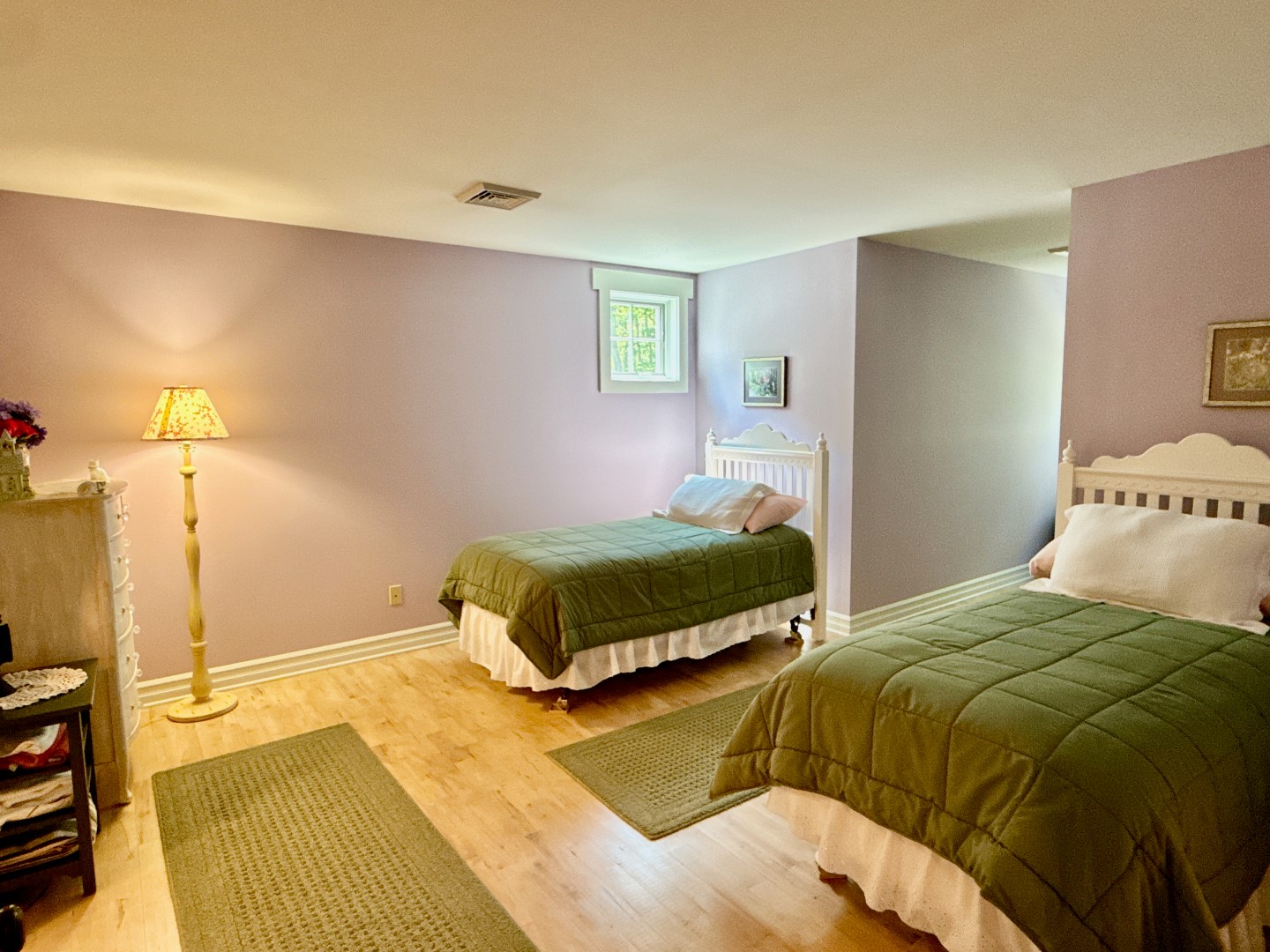 Hawley, Pennsylvania, 18428, United States, 3 Bedrooms Bedrooms, ,4 BathroomsBathrooms,Residential,For Sale,1846687
