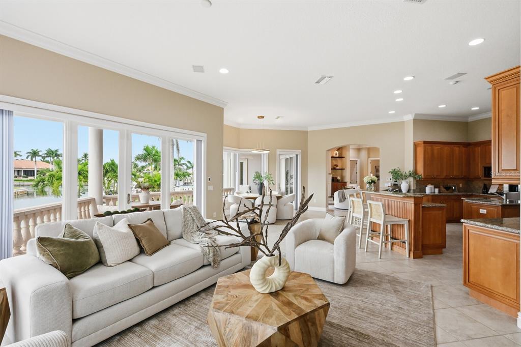 Sarasota, Florida, 34236, United States, 5 Bedrooms Bedrooms, ,5 BathroomsBathrooms,Residential,For Sale,1989074