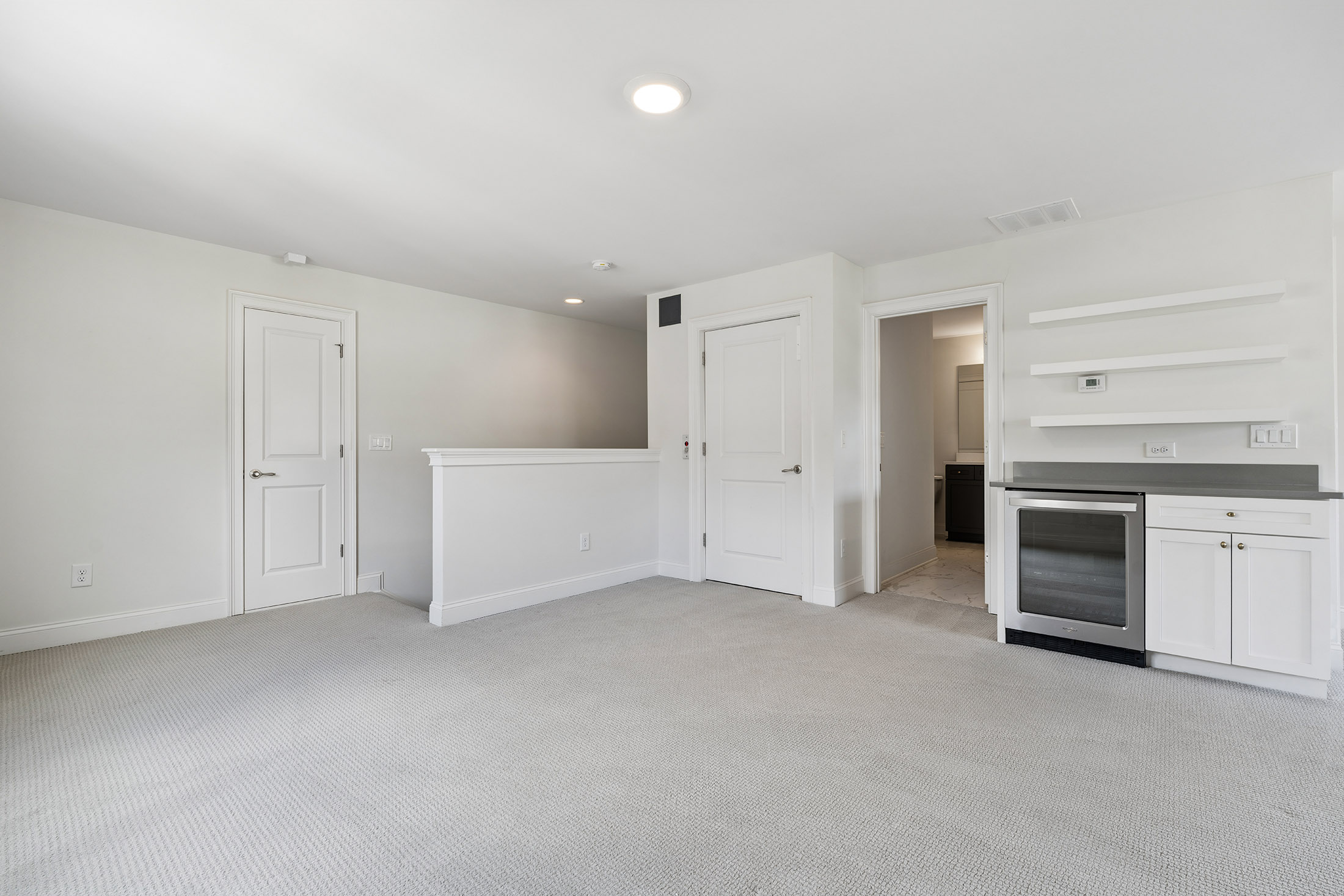  Upgraded Townhome Offers Low Maintenance Living - 物件實景