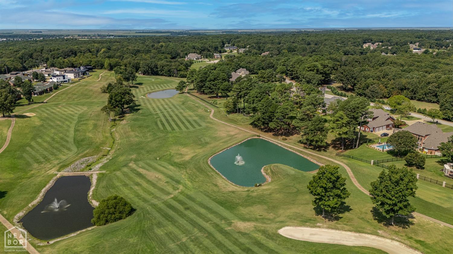 Jonesboro, Arkansas, 72404, United States, 4 Bedrooms Bedrooms, ,5 BathroomsBathrooms,Residential,For Sale,1976719