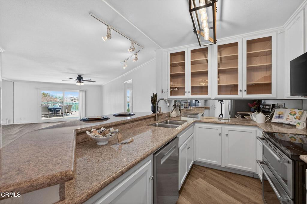 Oxnard, California, 93035, United States, 2 Bedrooms Bedrooms, ,1 BathroomBathrooms,Residential,For Sale,2040147