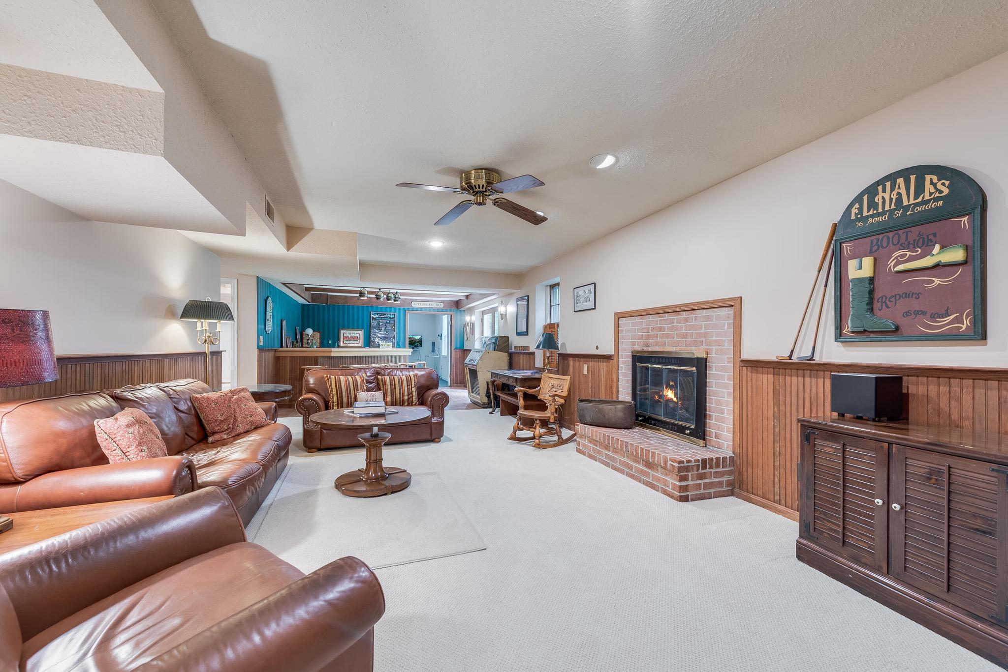  2028 Spring Branch Drive, Vienna, VA, 22181 - 物件實景