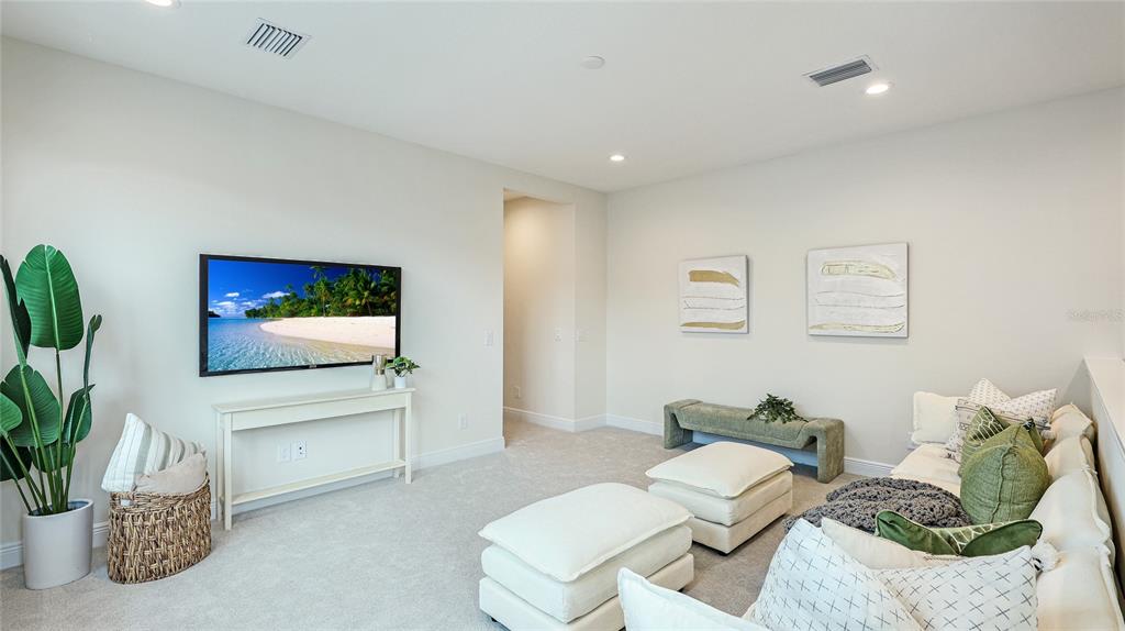 Sarasota, Florida, 34240, United States, 4 Bedrooms Bedrooms, ,4 BathroomsBathrooms,Residential,For Sale,1987779