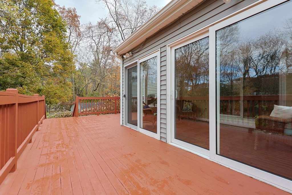 Medway, Massachusetts, 02053, United States, 4 Bedrooms Bedrooms, ,3 BathroomsBathrooms,Residential,For Sale,1991004