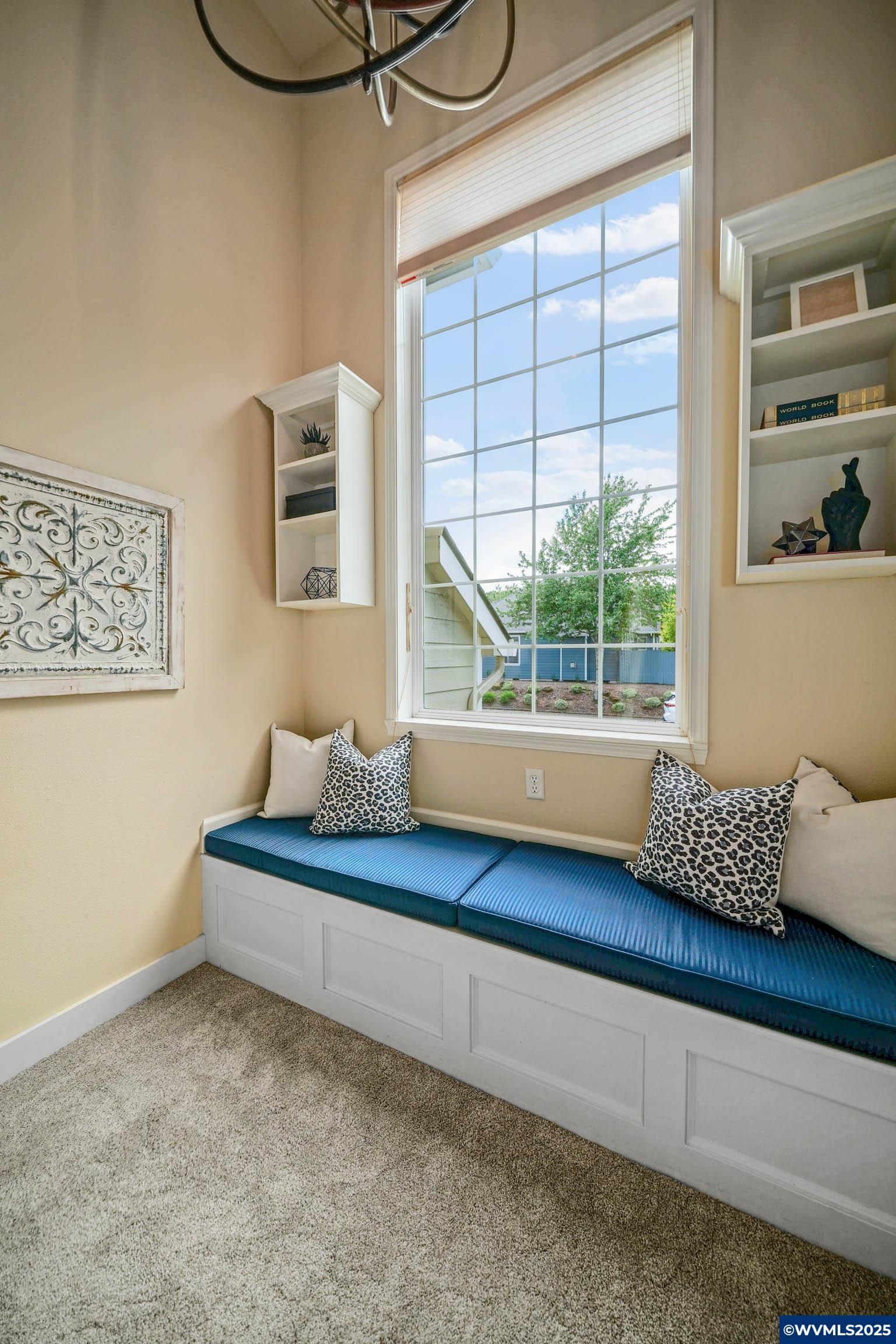 Salem, Oregon, 97306, United States, 5 Bedrooms Bedrooms, ,4 BathroomsBathrooms,Residential,For Sale,1786457