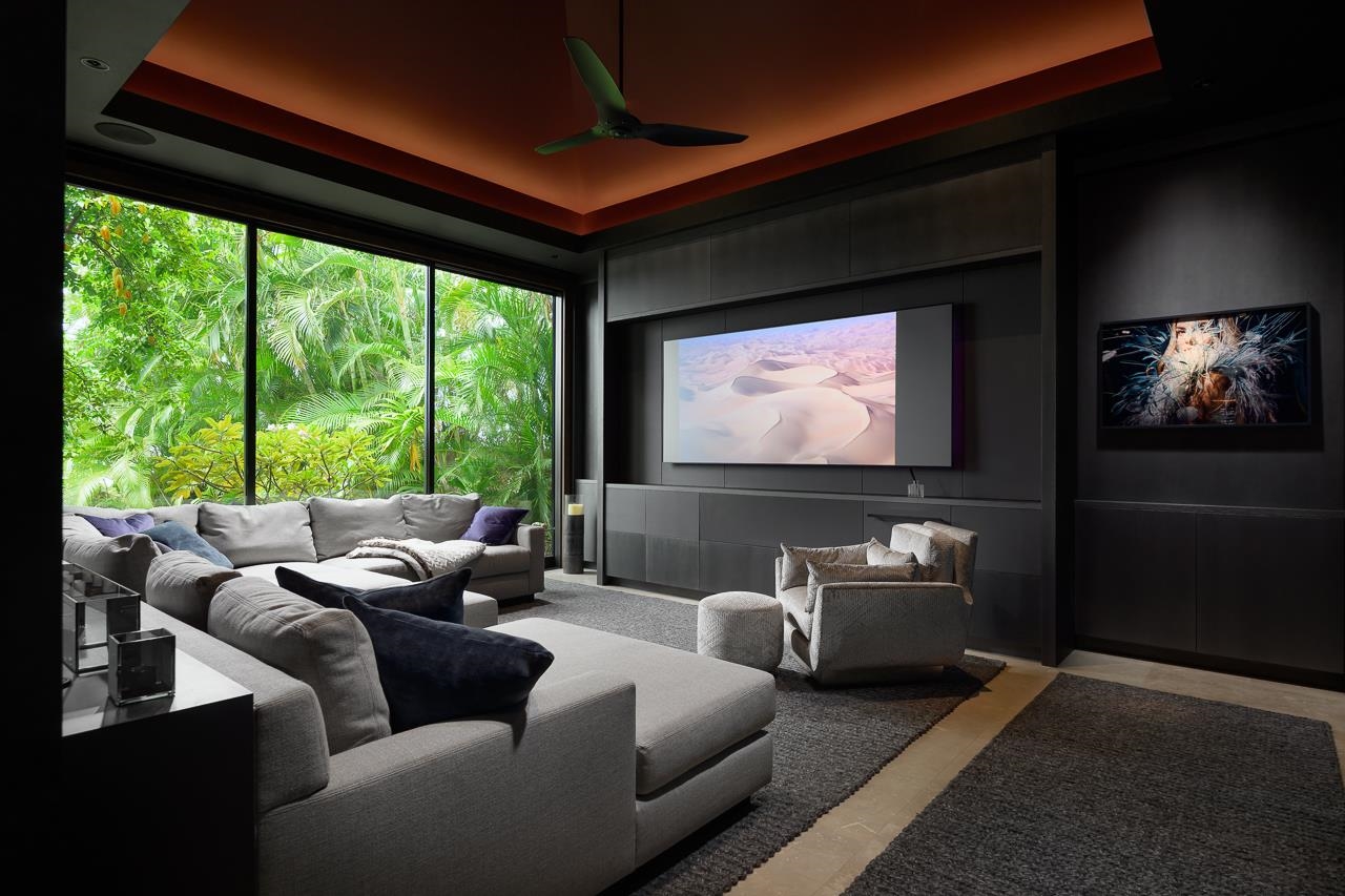 Lahaina, Hawaii, 96761, United States, 7 Bedrooms Bedrooms, ,9 BathroomsBathrooms,Residential,For Sale,1934362