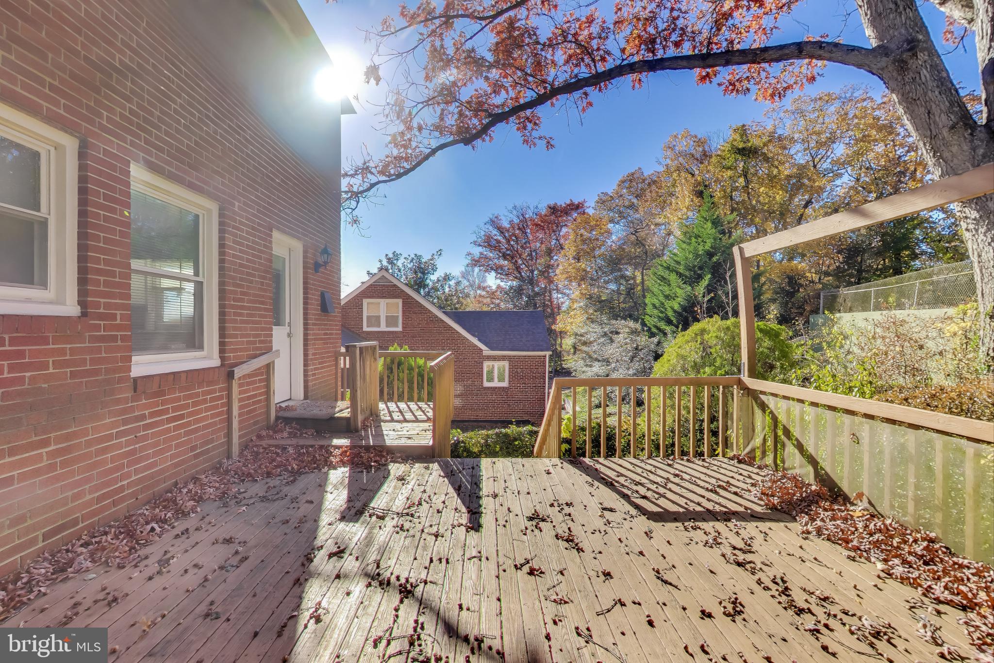 Cheverly, Maryland, 20785, United States, 5 Bedrooms Bedrooms, ,2 BathroomsBathrooms,Residential,For Sale,1990402