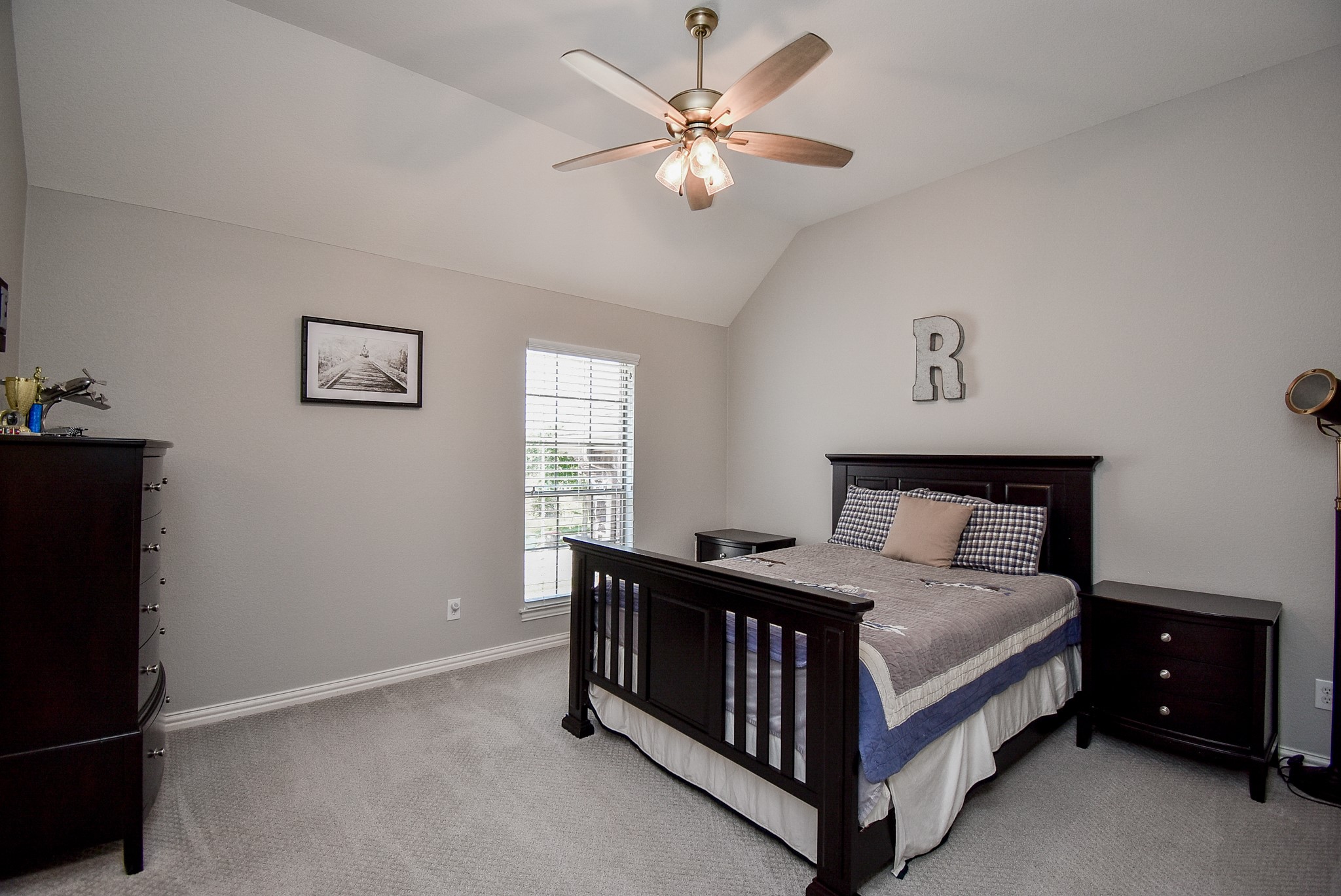  3302 Saint Charles Court - 物件實景