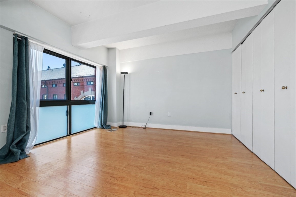 Boston, Massachusetts, 02129, United States, 1 Bedroom Bedrooms, ,2 BathroomsBathrooms,Residential,For Sale,1911386