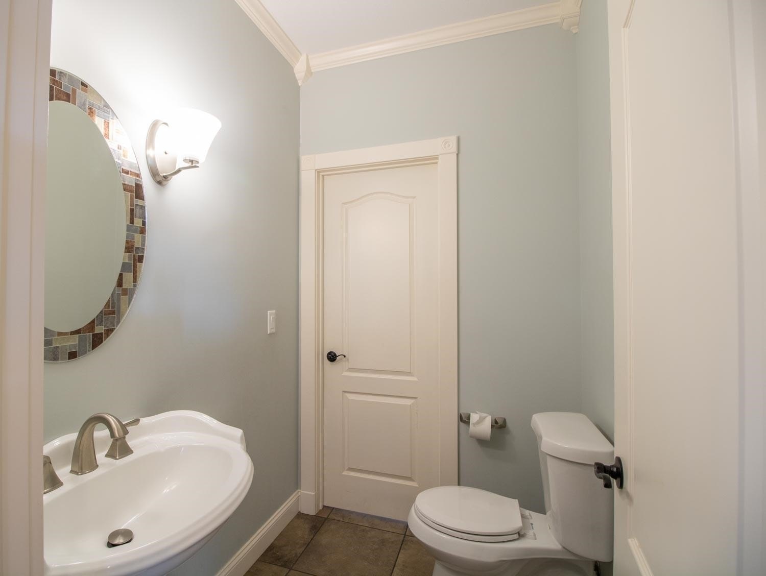 Barton, Vermont, 05822, United States, 6 Bedrooms Bedrooms, ,3 BathroomsBathrooms,Residential,For Sale,1943519