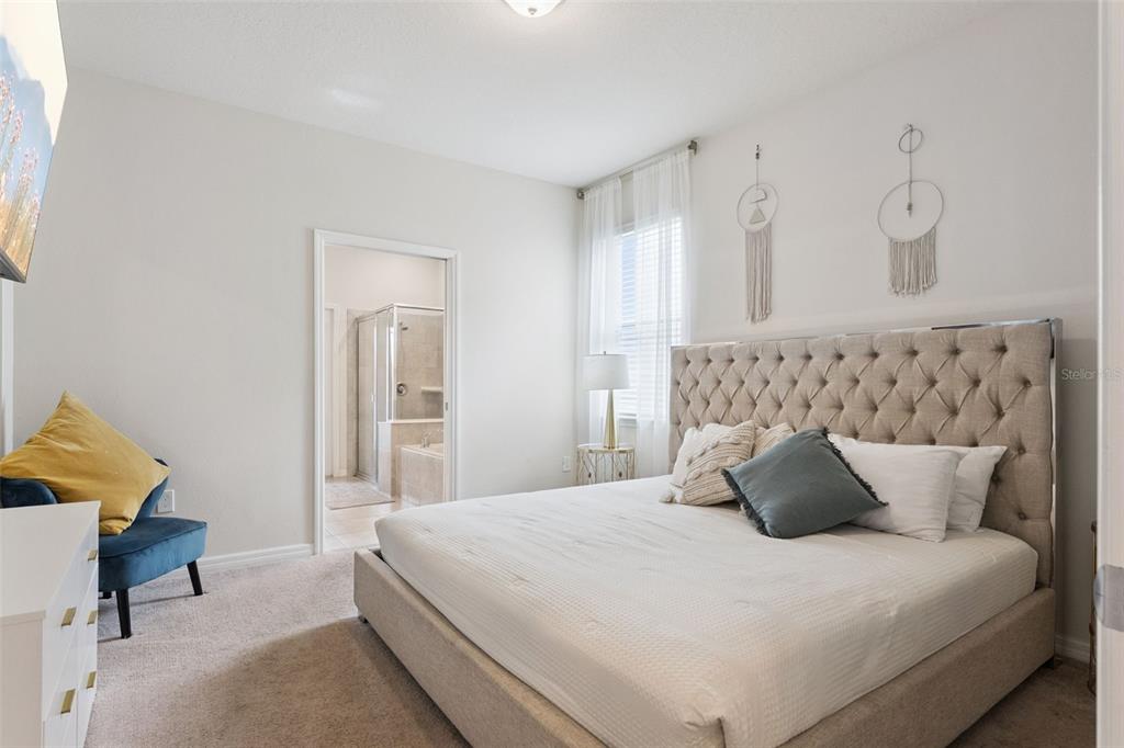 Davenport, Florida, 33897, United States, 7 Bedrooms Bedrooms, ,6 BathroomsBathrooms,Residential,For Sale,1962929