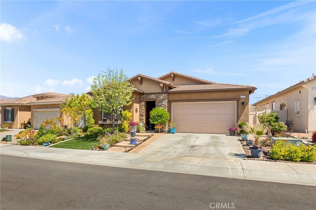 Beaumont, California, 92223, United States, 2 Bedrooms Bedrooms, ,3 BathroomsBathrooms,Residential,For Sale,1863988