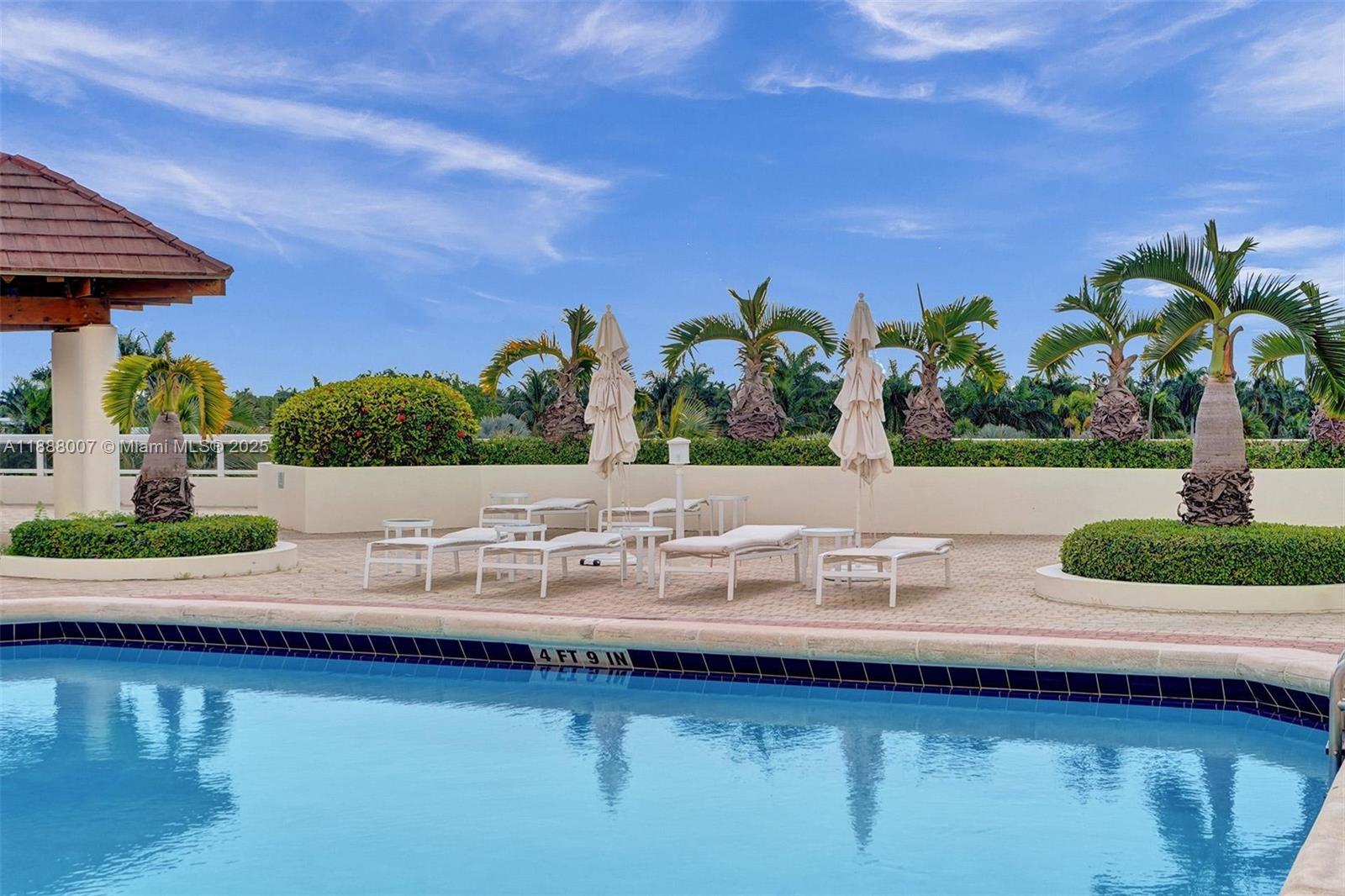 Aventura, Florida, 33180, United States, 2 Bedrooms Bedrooms, ,2 BathroomsBathrooms,Residential,For Sale,1954501