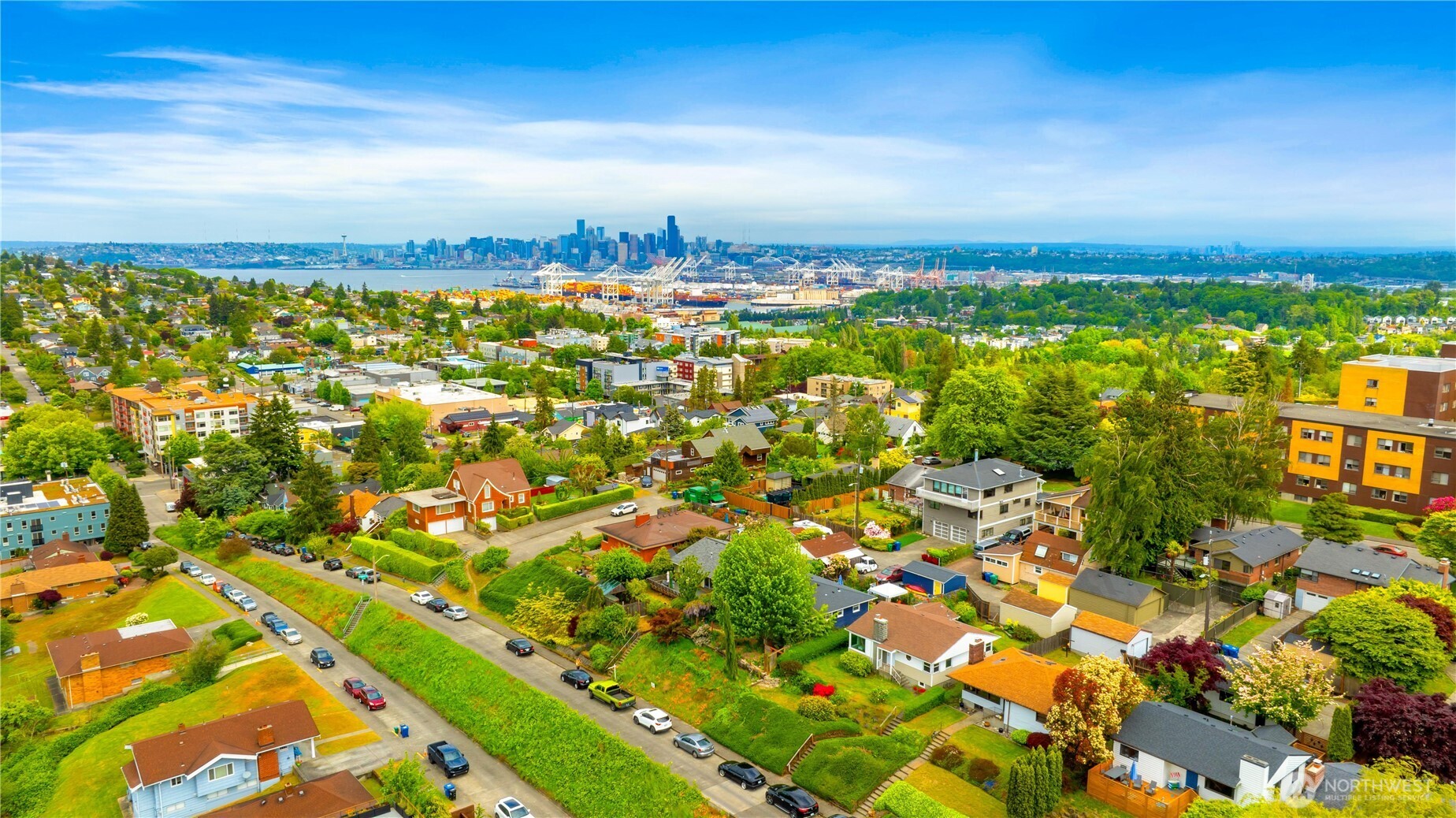 Seattle, Washington, 98126, United States, 4 Bedrooms Bedrooms, ,1 BathroomBathrooms,Residential,For Sale,1810627