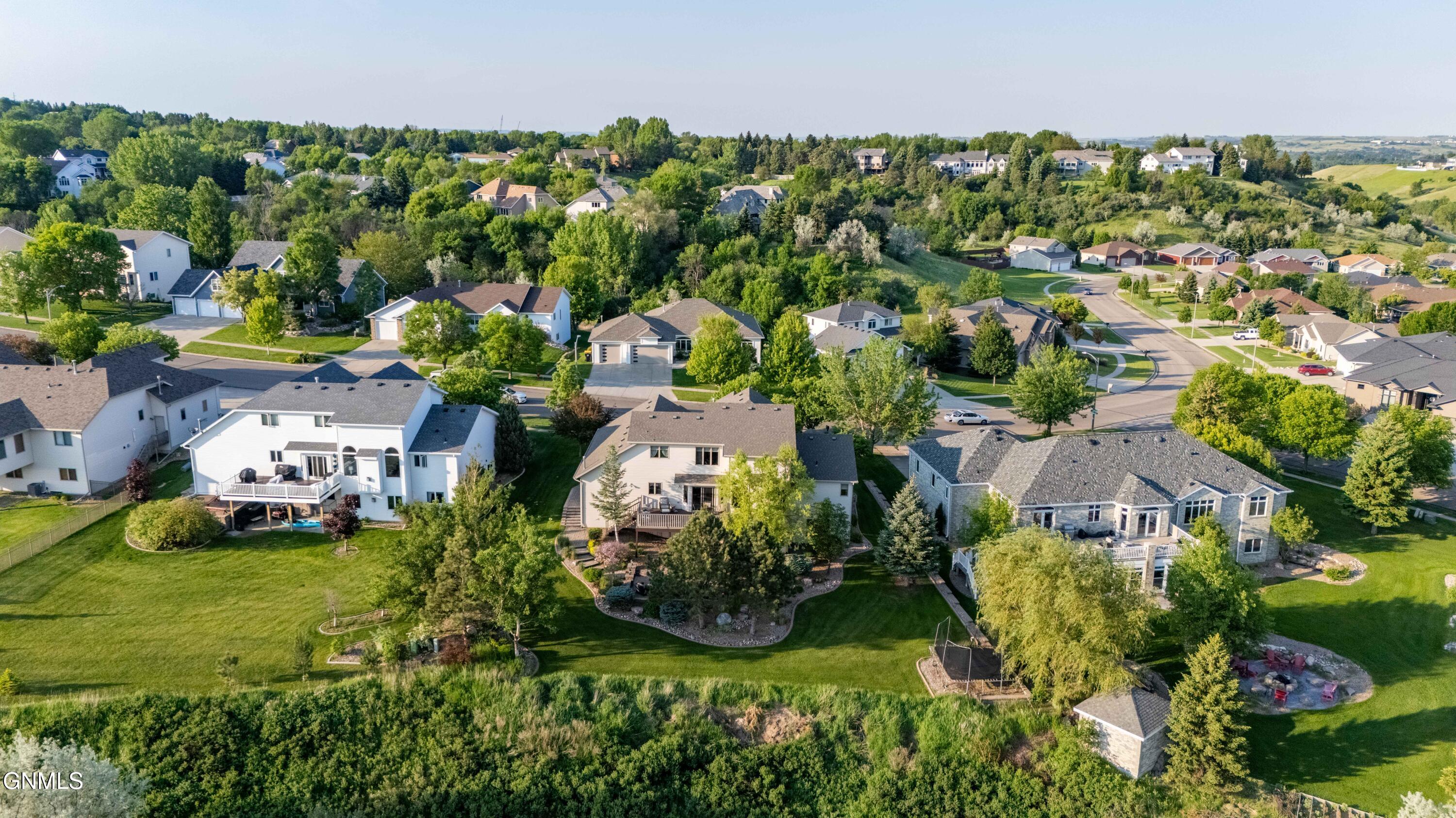 Bismarck, North Dakota, 58503, United States, 5 Bedrooms Bedrooms, ,2 BathroomsBathrooms,Residential,For Sale,2001566