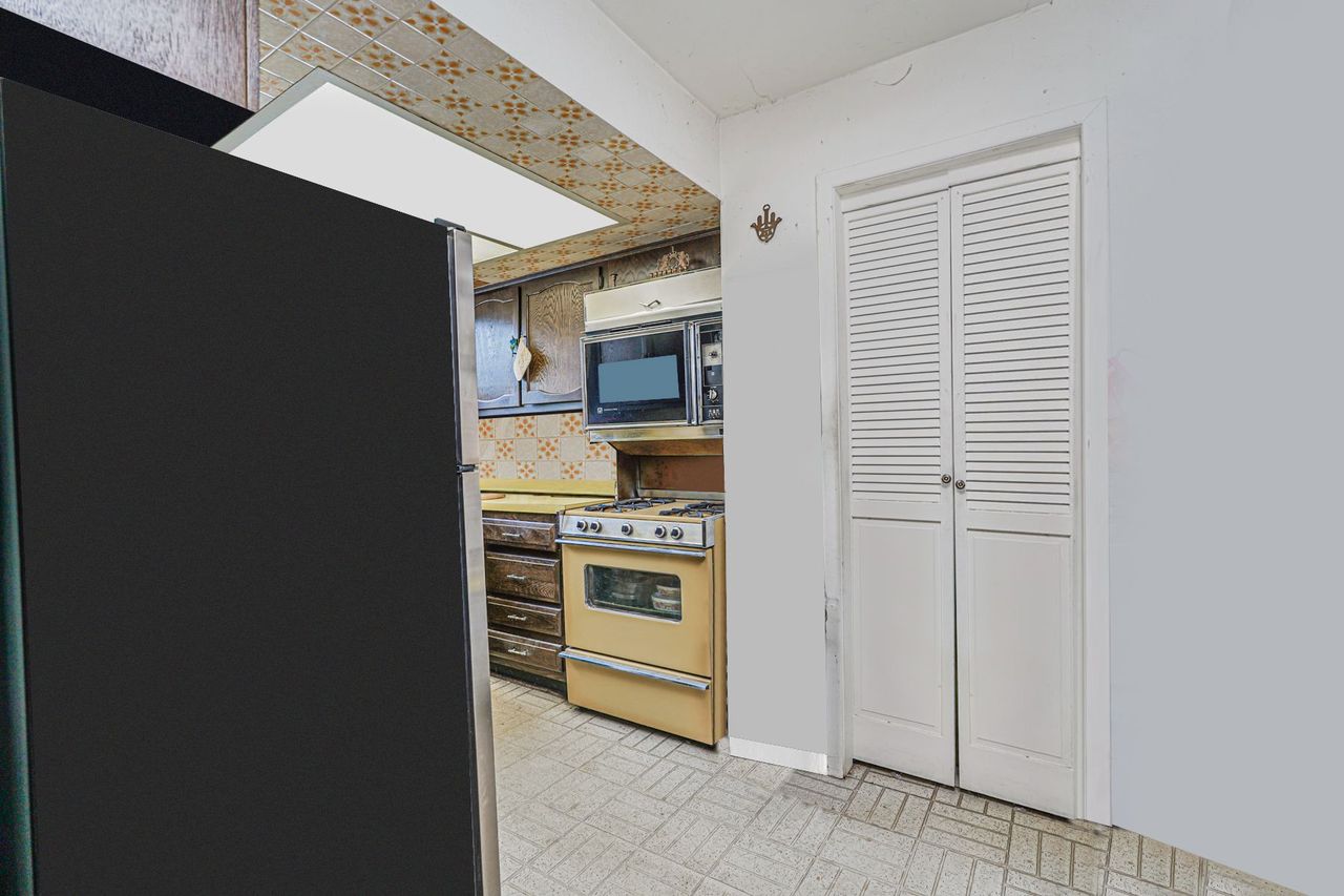 Staten Island, New York, 10312, United States, 4 Bedrooms Bedrooms, ,3 BathroomsBathrooms,Residential,For Sale,1980326