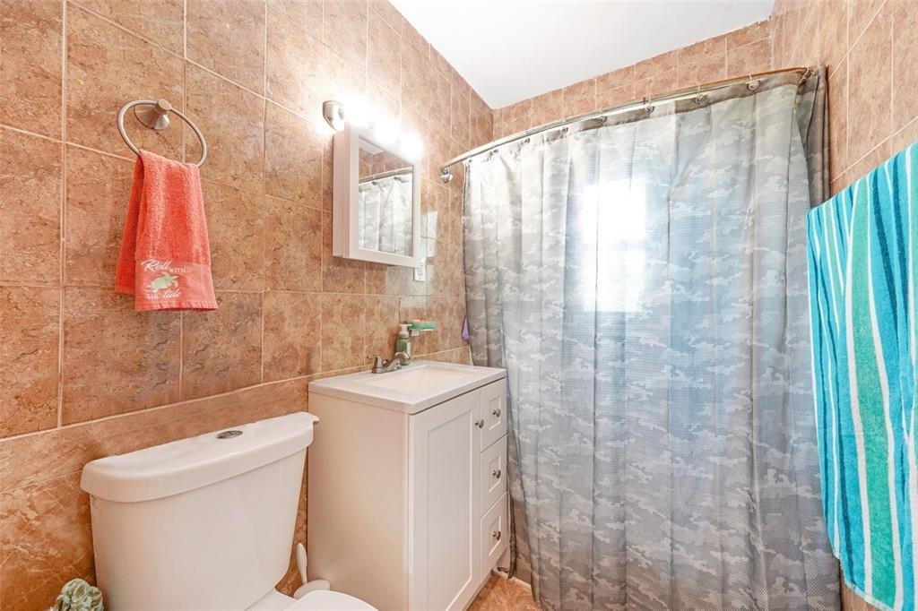 Miami, Florida, 33150, United States, 4 Bedrooms Bedrooms, ,3 BathroomsBathrooms,Residential,For Sale,2005857