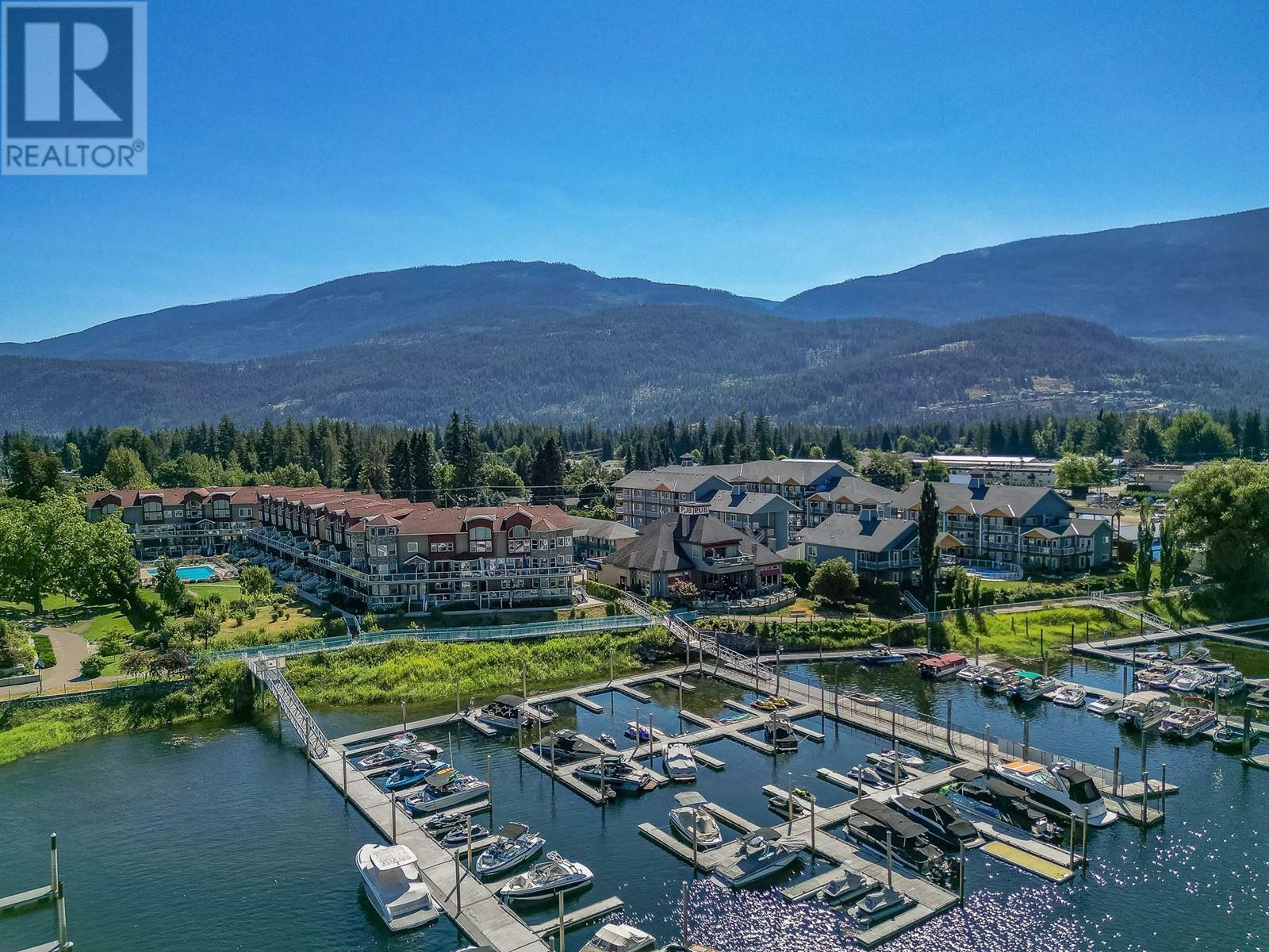SICAMOUS, British Columbia, V0E 2V1, CA, 4 Bedrooms Bedrooms, ,2 BathroomsBathrooms,Residential,For Sale,1839055