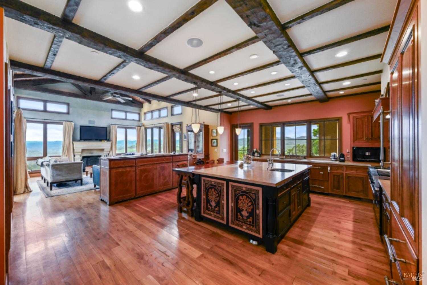 Cloverdale, California, 95425, United States, 5 Bedrooms Bedrooms, ,5 BathroomsBathrooms,Residential,For Sale,1759747