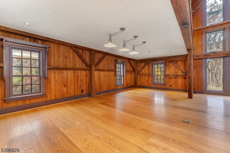 Union Twp., New Jersey, 08827, United States, 6 Bedrooms Bedrooms, ,6 BathroomsBathrooms,Residential,For Sale,1991066