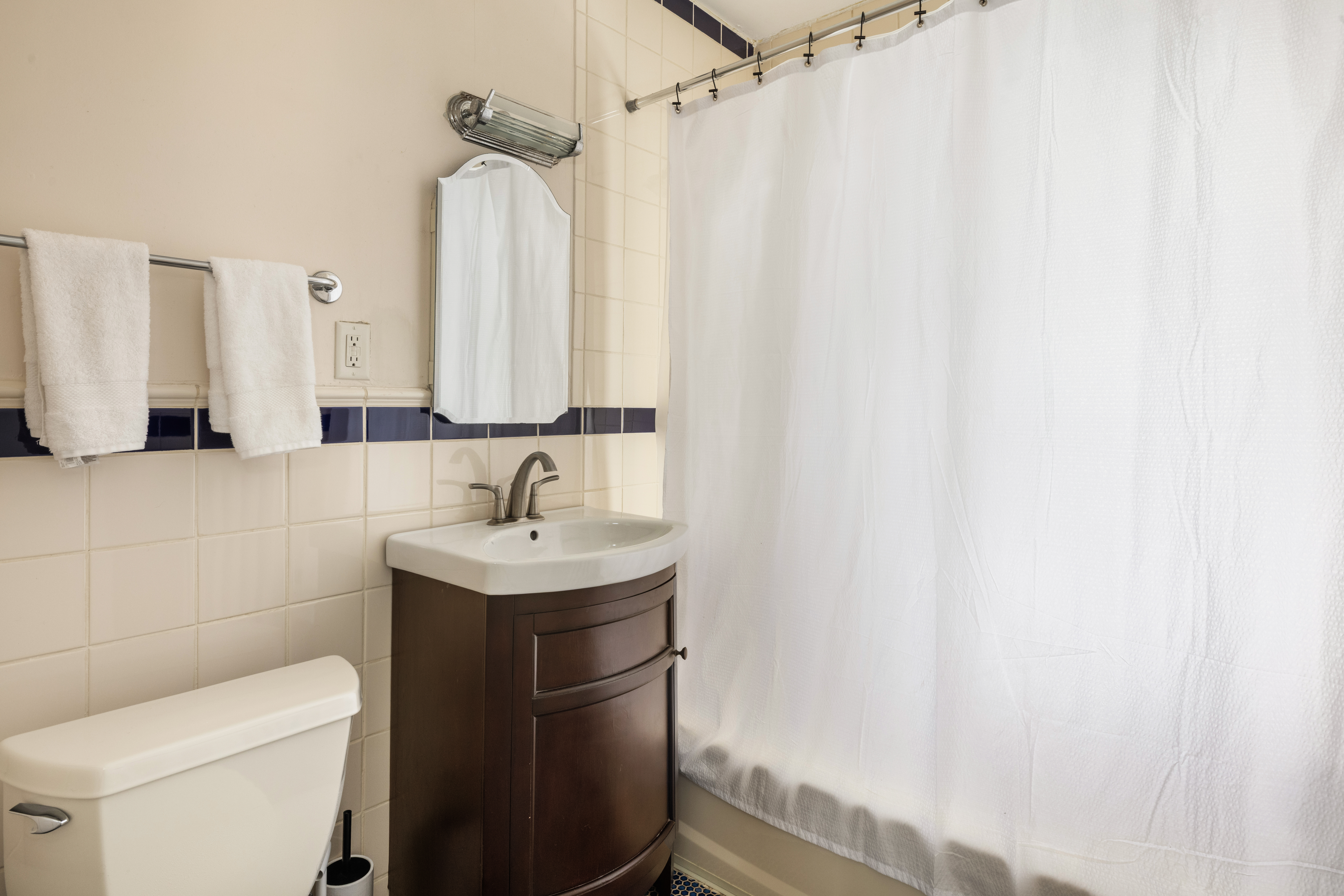  11 Hillview Avenue, Boston, MA 02131 - 物件實景