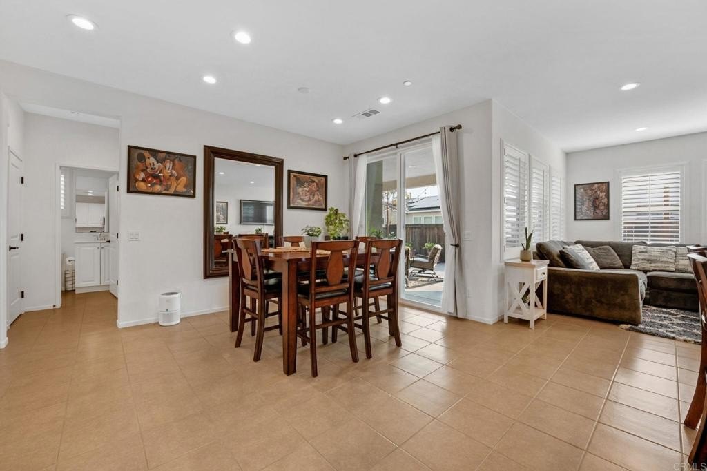 Chula Vista, California, 91913, United States, 4 Bedrooms Bedrooms, ,3 BathroomsBathrooms,Residential,For Sale,1941619
