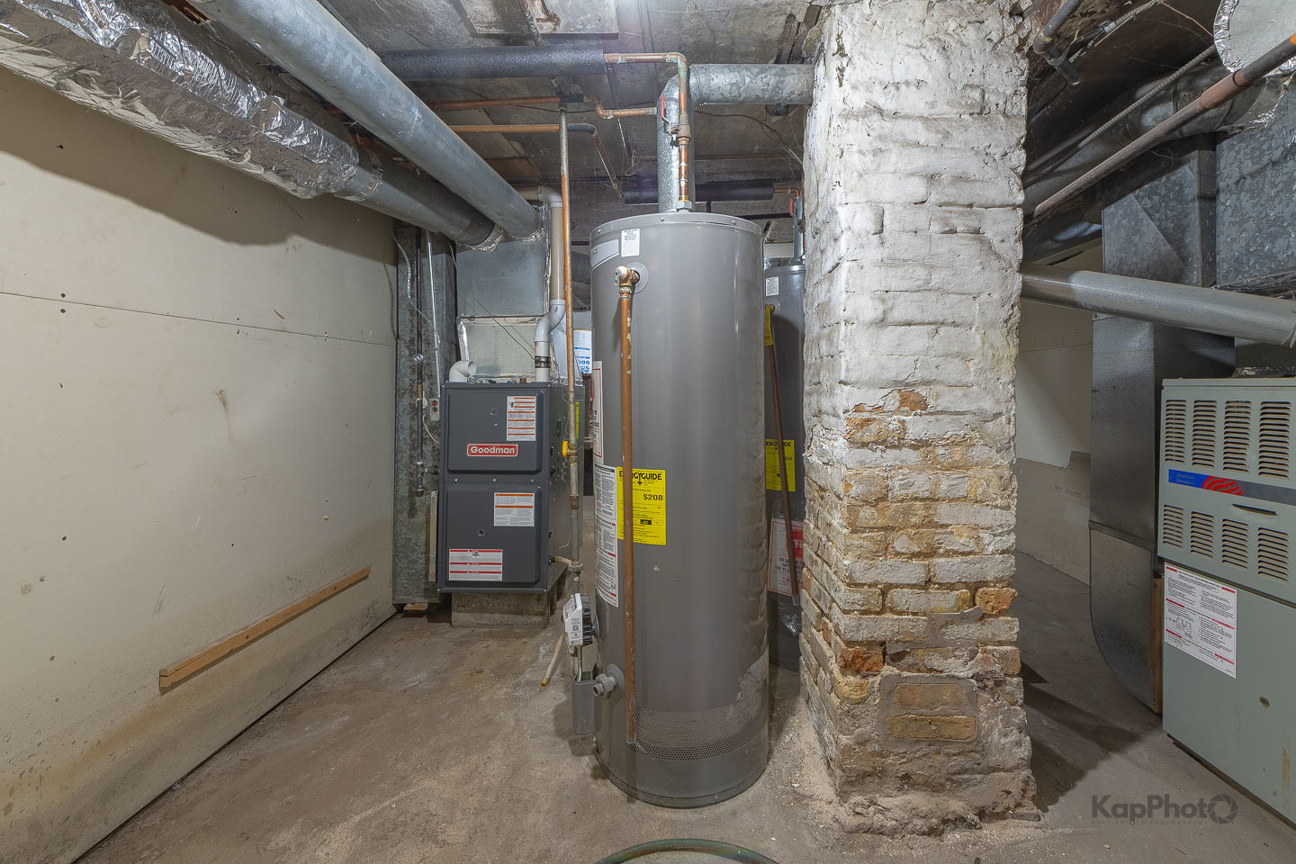 Chicago, Illinois, 60641, United States, 4 Bedrooms Bedrooms, ,Residential,For Sale,1975568