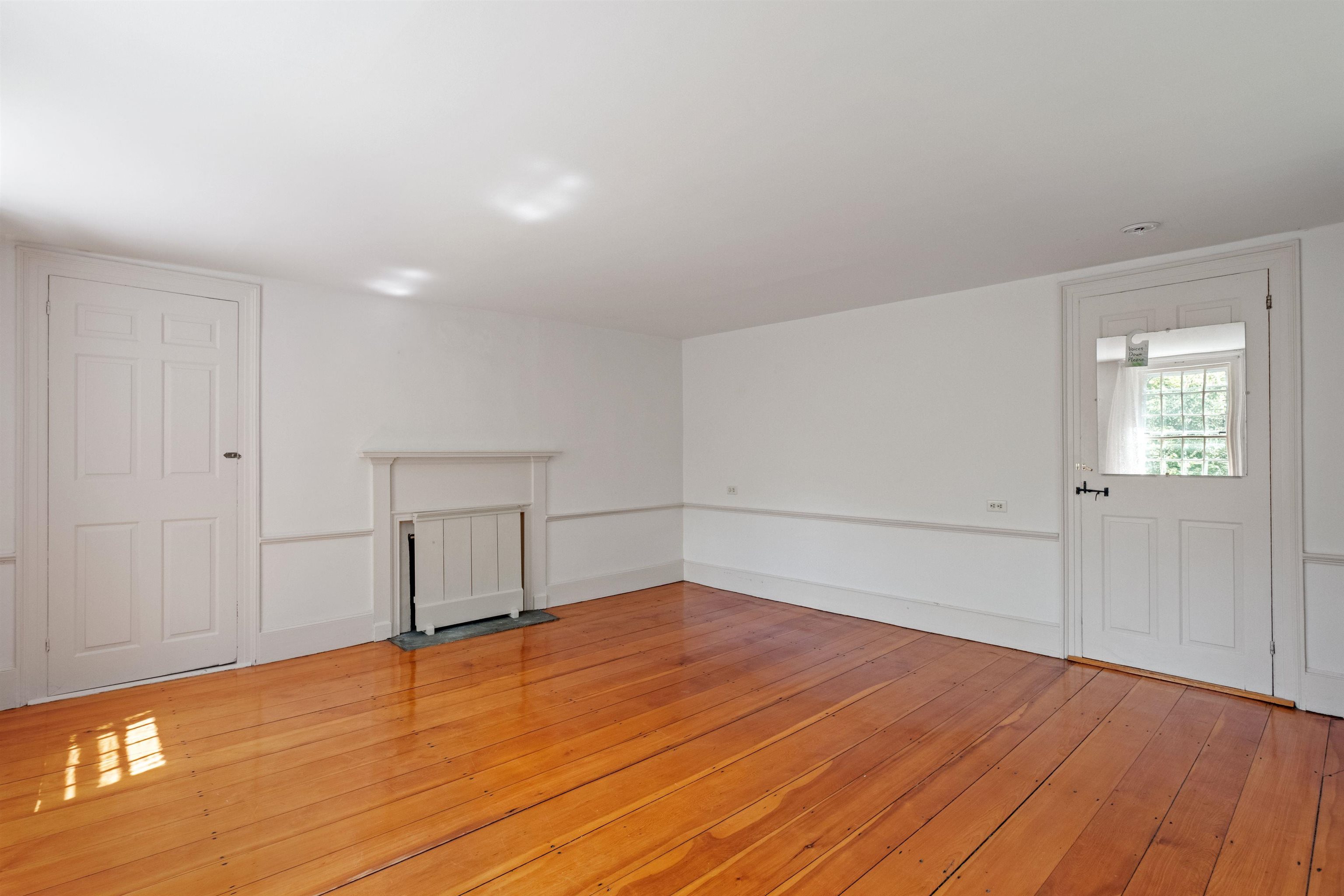 Warner, New Hampshire, 03278, United States, 3 Bedrooms Bedrooms, ,3 BathroomsBathrooms,Residential,For Sale,1912290