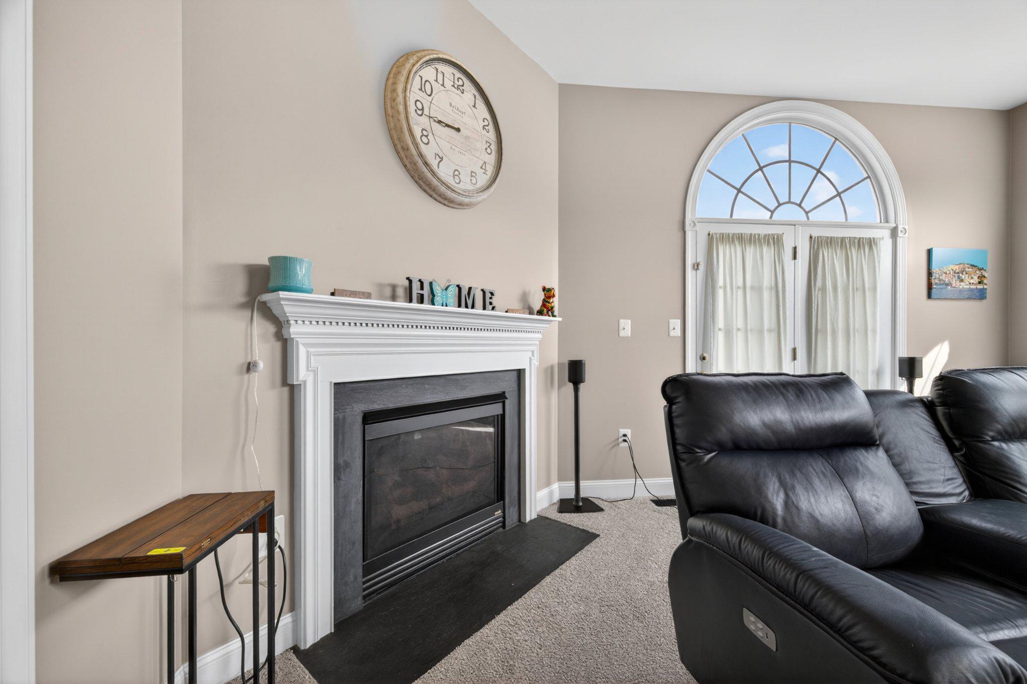Middletown, Virginia, 22645, United States, 6 Bedrooms Bedrooms, ,6 BathroomsBathrooms,Residential,For Sale,2044764