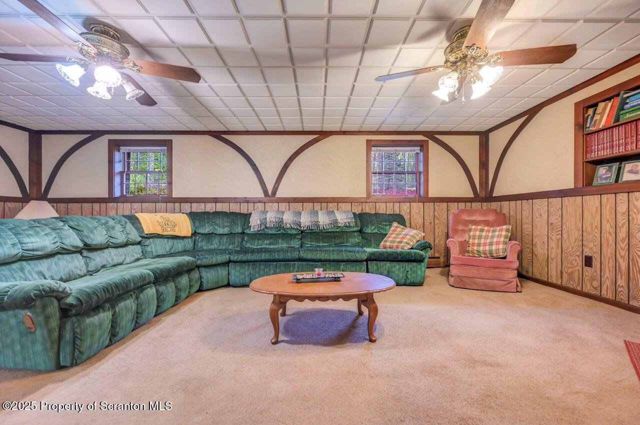 Gouldsboro, Pennsylvania, 18424, United States, 4 Bedrooms Bedrooms, ,3 BathroomsBathrooms,Residential,For Sale,1998512