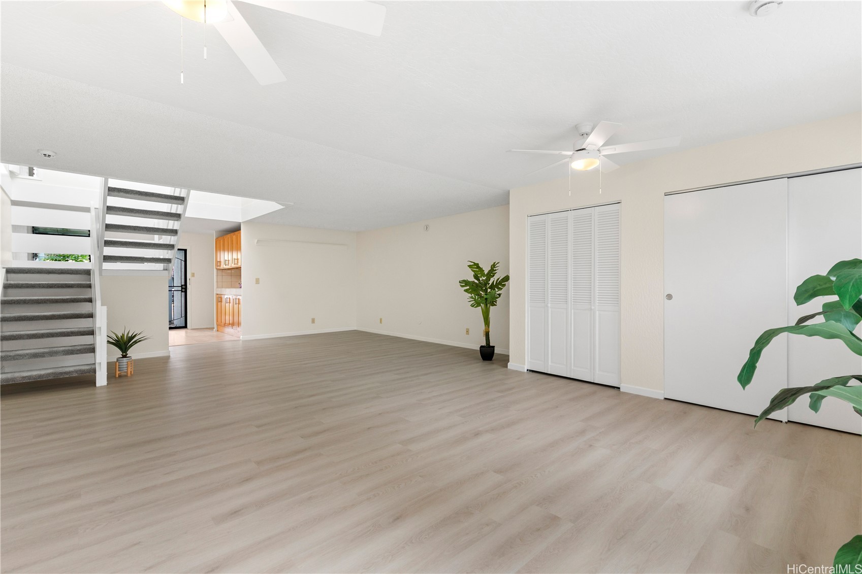 Mililani, Hawaii, 96789, United States, 3 Bedrooms Bedrooms, ,3 BathroomsBathrooms,Residential,For Sale,1911059