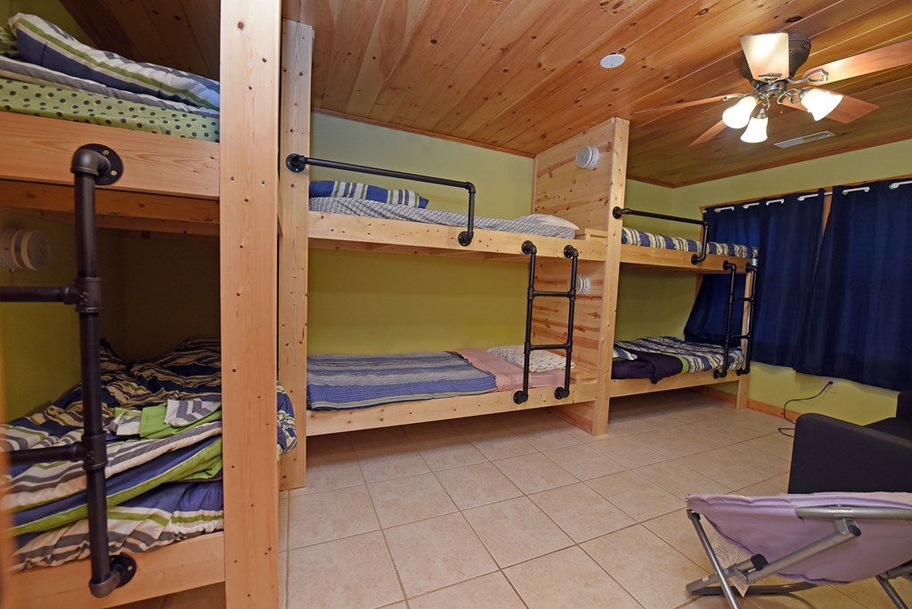 Blue Ridge, Georgia, 30513, United States, 4 Bedrooms Bedrooms, ,3 BathroomsBathrooms,Residential,For Sale,1889495