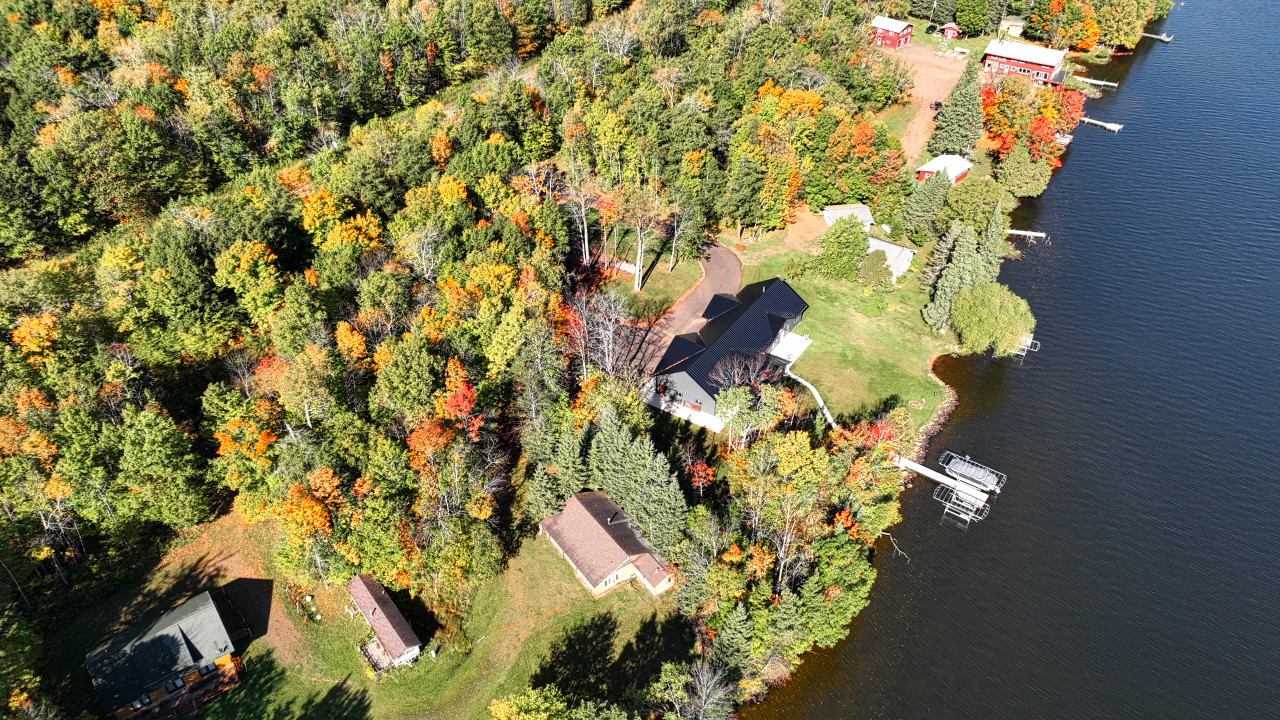 Marenisco, Wisconsin, 49947, United States, 4 Bedrooms Bedrooms, ,4 BathroomsBathrooms,Residential,For Sale,1984446