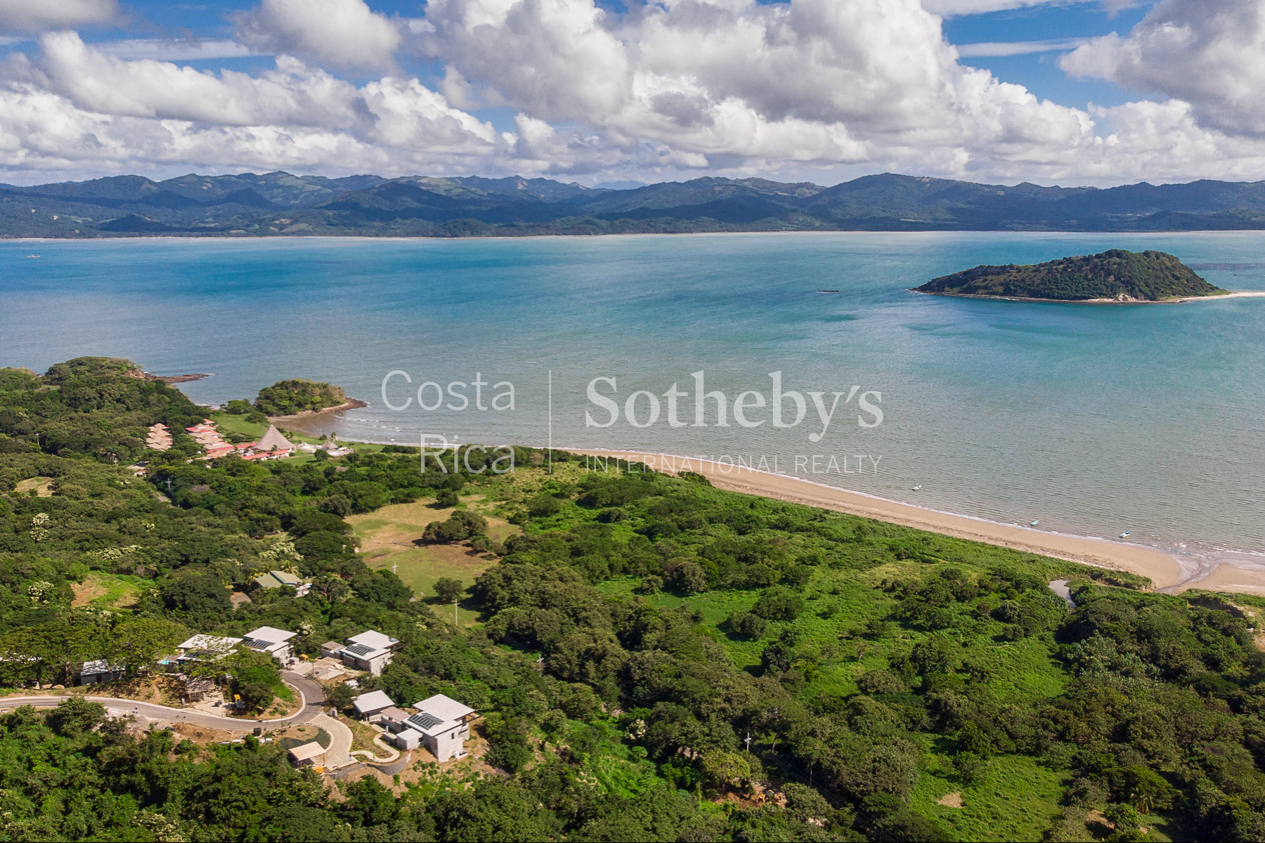  Homesite in Modern Gated Community by the Beach - 物件實景