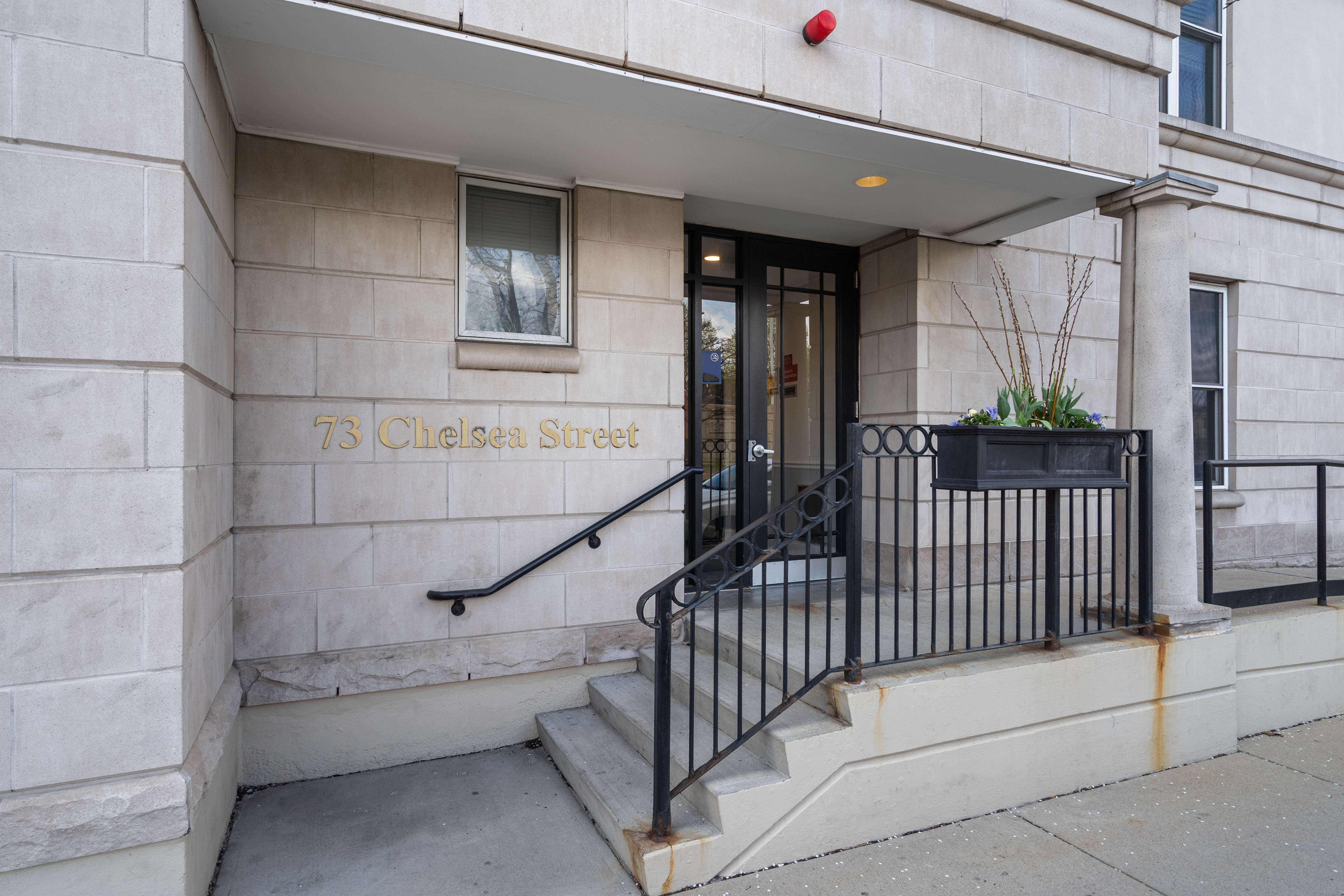  73 Chelsea Street, Unit 305, Boston, MA, 02129 - 物件實景
