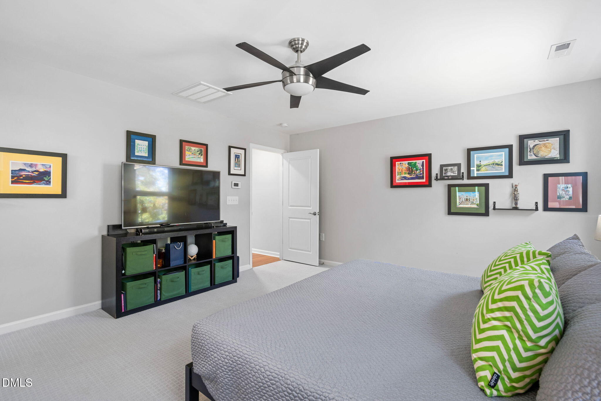 New Hill, North Carolina, 27562, United States, 5 Bedrooms Bedrooms, ,3 BathroomsBathrooms,Residential,For Sale,1988956