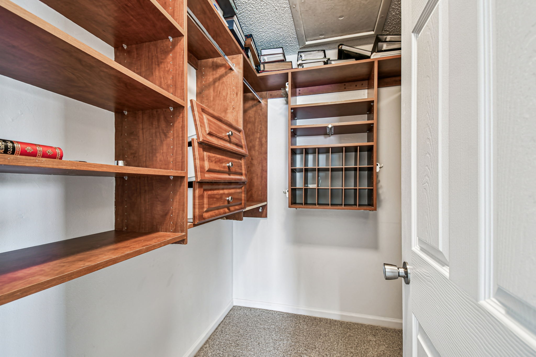 Madeira Beach, Florida, 33708, United States, 4 Bedrooms Bedrooms, ,2 BathroomsBathrooms,Residential,For Sale,2005483