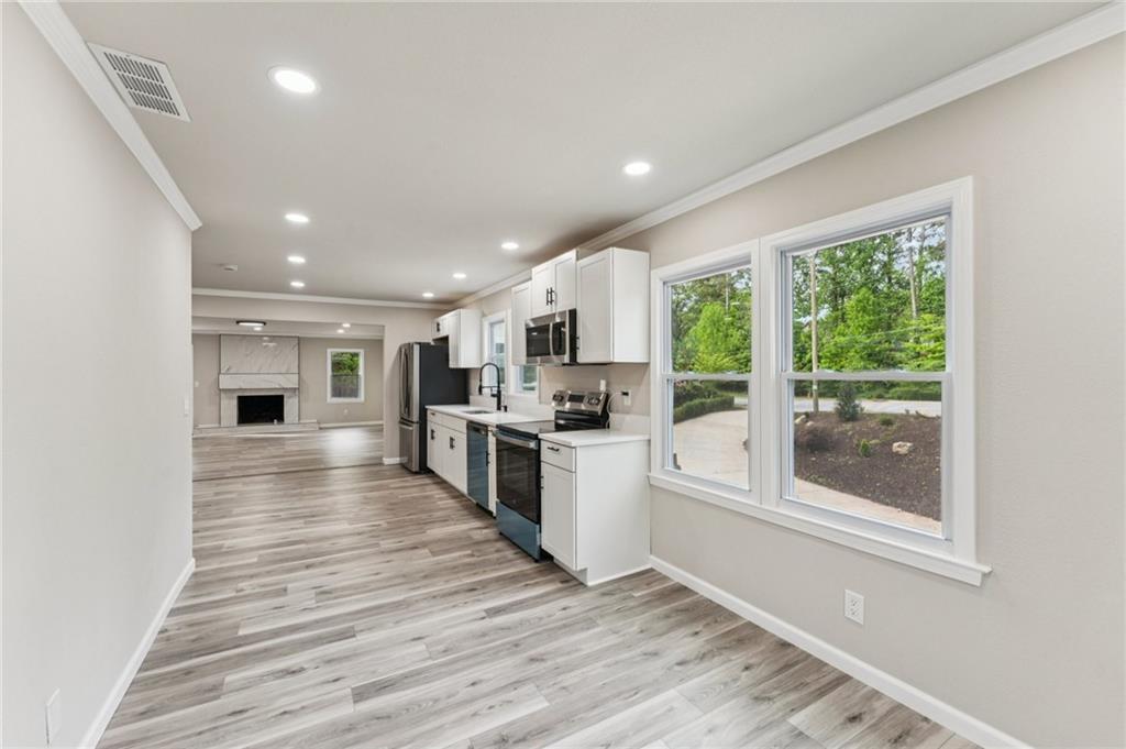Atlanta, Georgia, 30338, United States, 3 Bedrooms Bedrooms, ,2 BathroomsBathrooms,Residential,For Sale,2037309