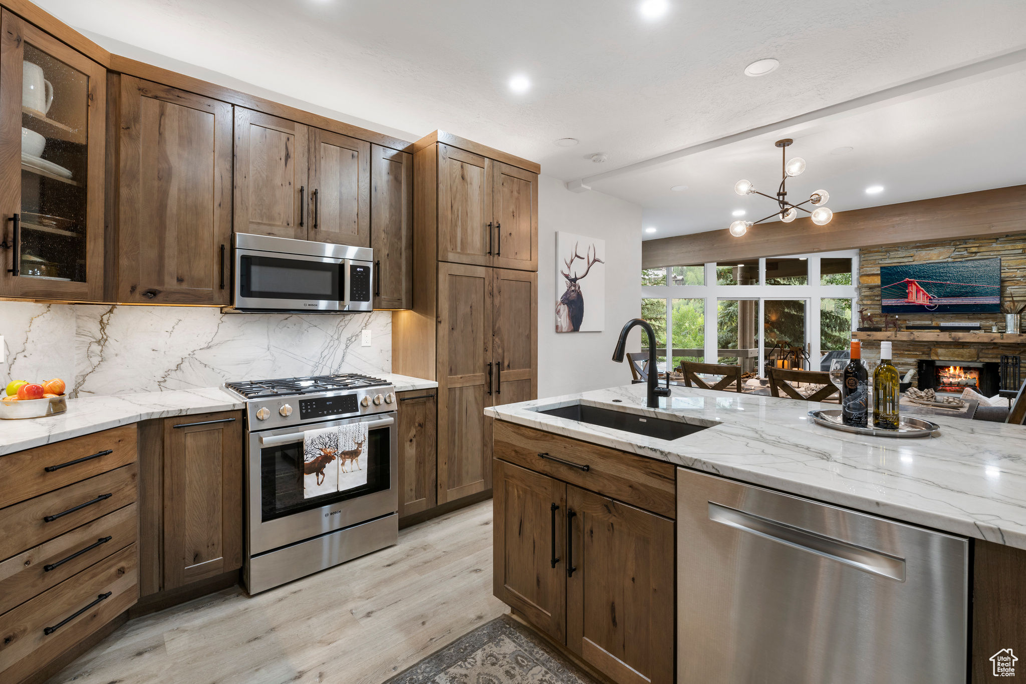 Park City, Utah, 84060, United States, 2 Bedrooms Bedrooms, ,3 BathroomsBathrooms,Residential,For Sale,1900952