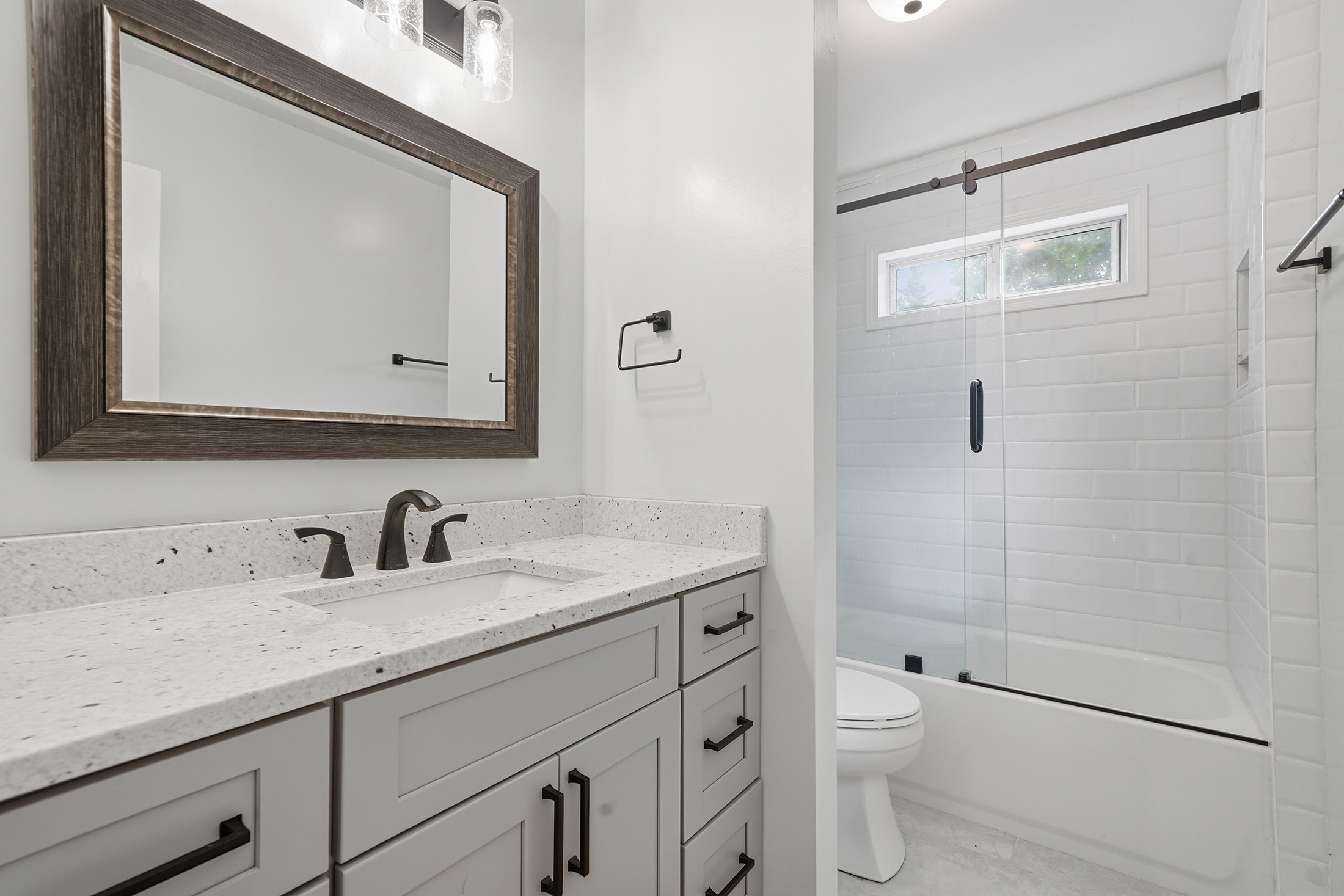  Tucked Into a Cul-de-Sac in Johns Creek’s Sought-After Glastonberry Neighborhood - 物件實景