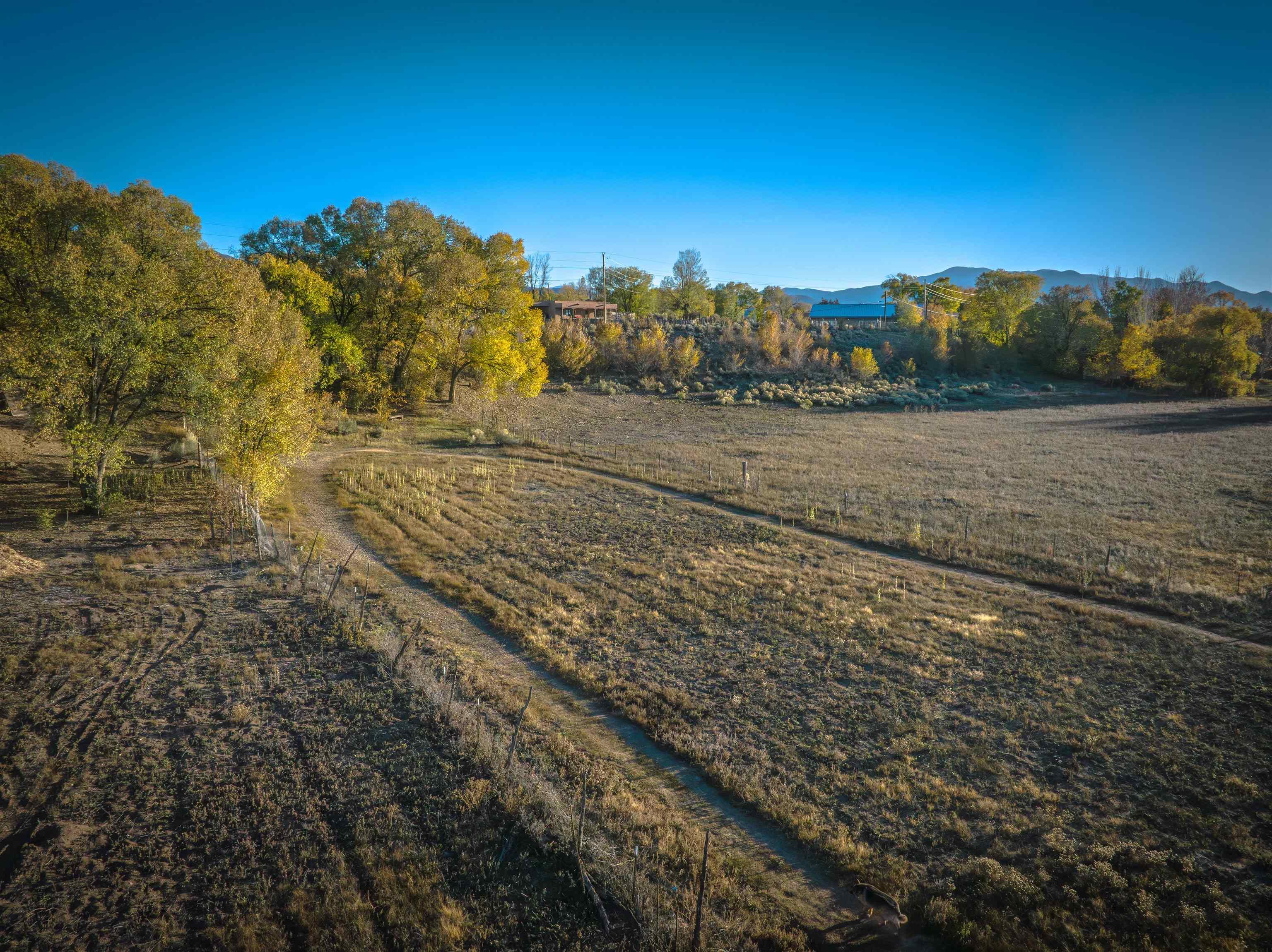 Taos, New Mexico, 87571, United States, 2 Bedrooms Bedrooms, ,2 BathroomsBathrooms,Residential,For Sale,1991479