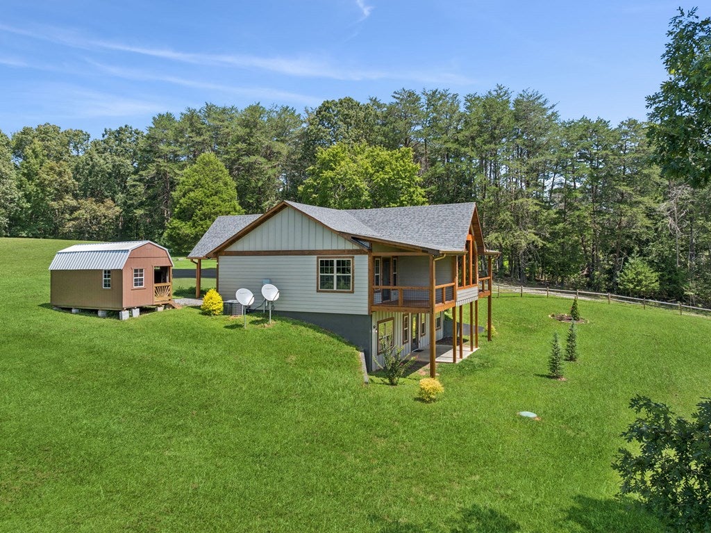 Morganton, Georgia, 30560, United States, 4 Bedrooms Bedrooms, ,3 BathroomsBathrooms,Residential,For Sale,1929478