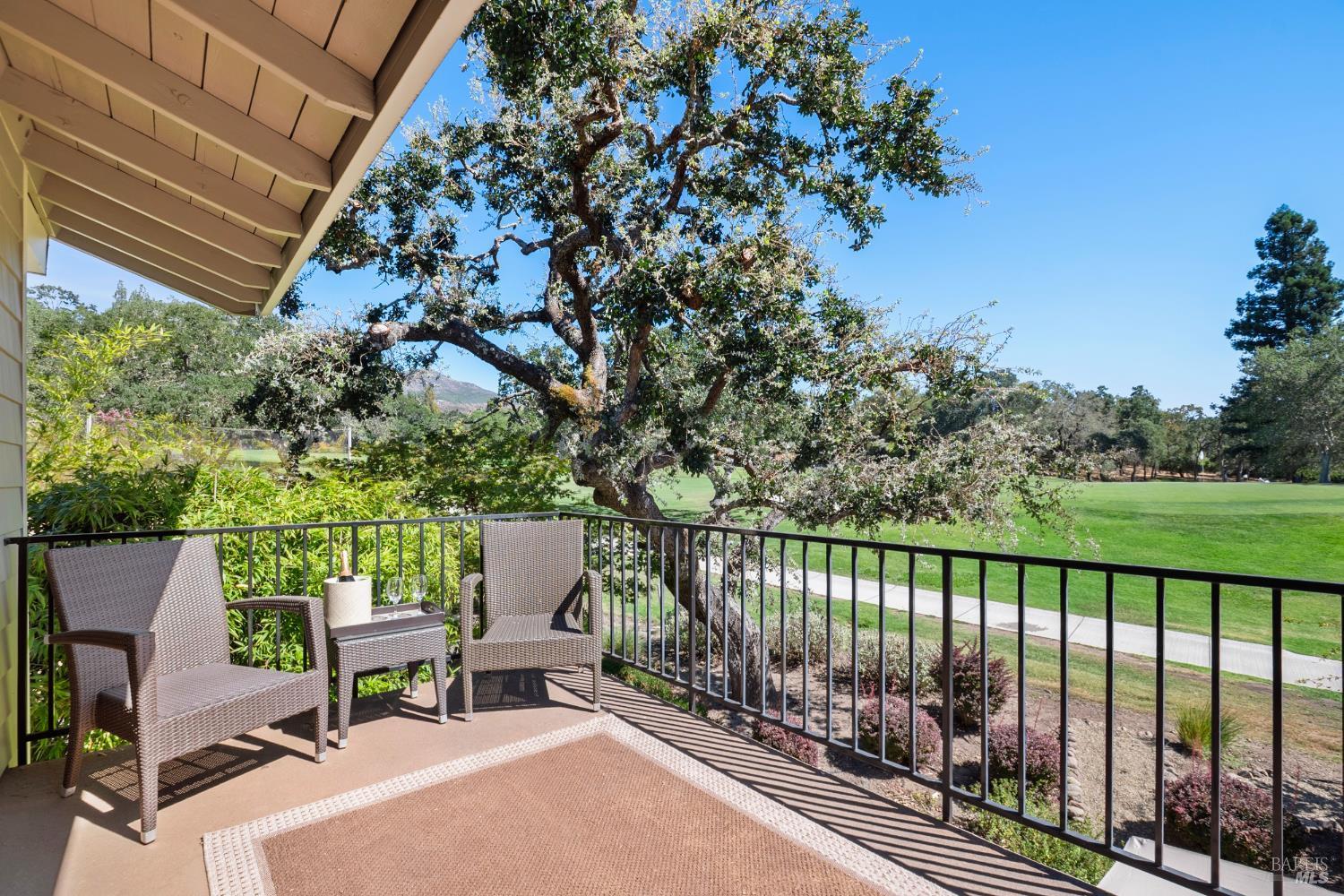 Napa, California, 94558, United States, 2 Bedrooms Bedrooms, ,2 BathroomsBathrooms,Residential,For Sale,1925145
