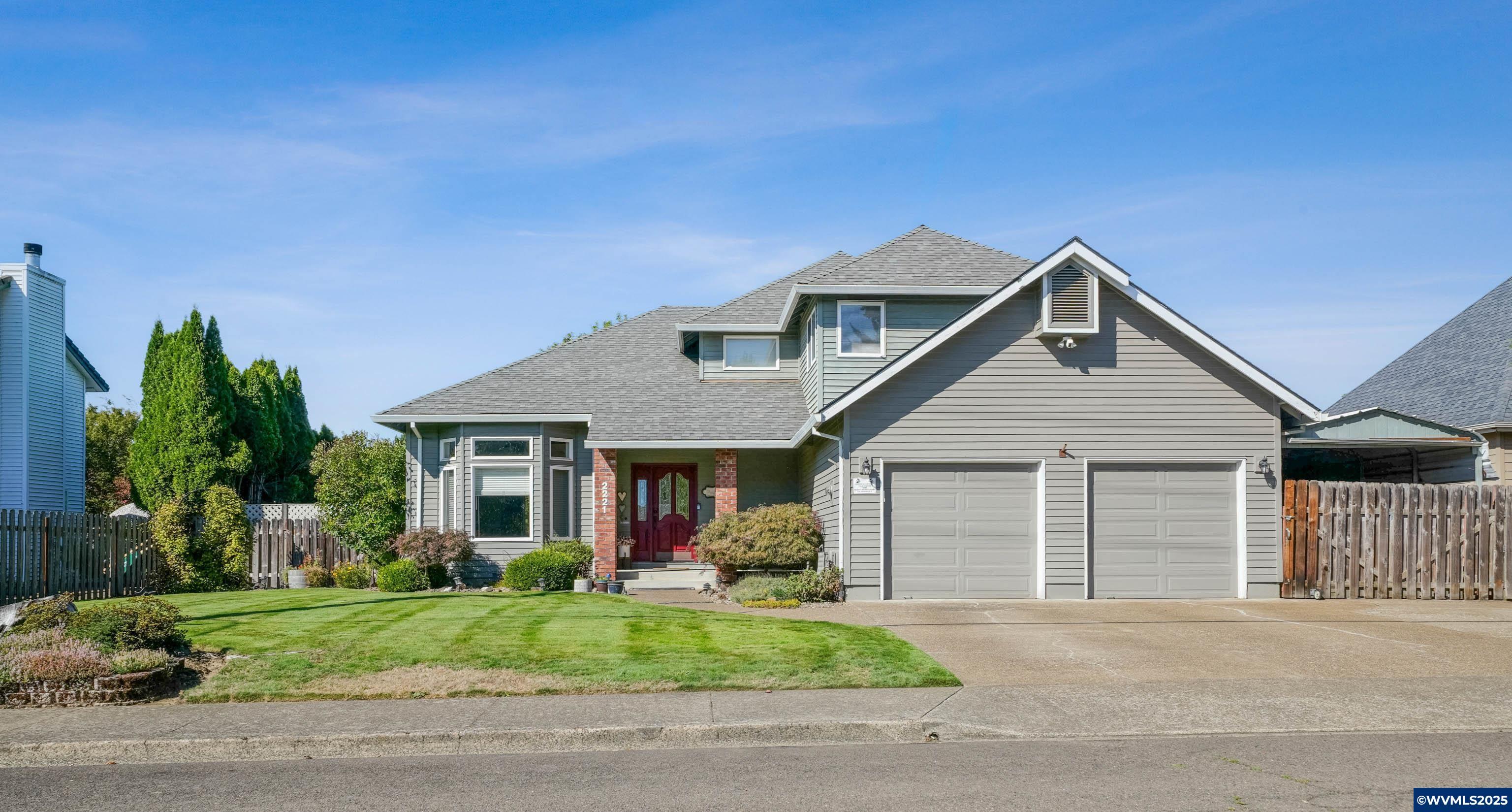 Mcminnville, Oregon, 97128, United States, 3 Bedrooms Bedrooms, ,3 BathroomsBathrooms,Residential,For Sale,1949725