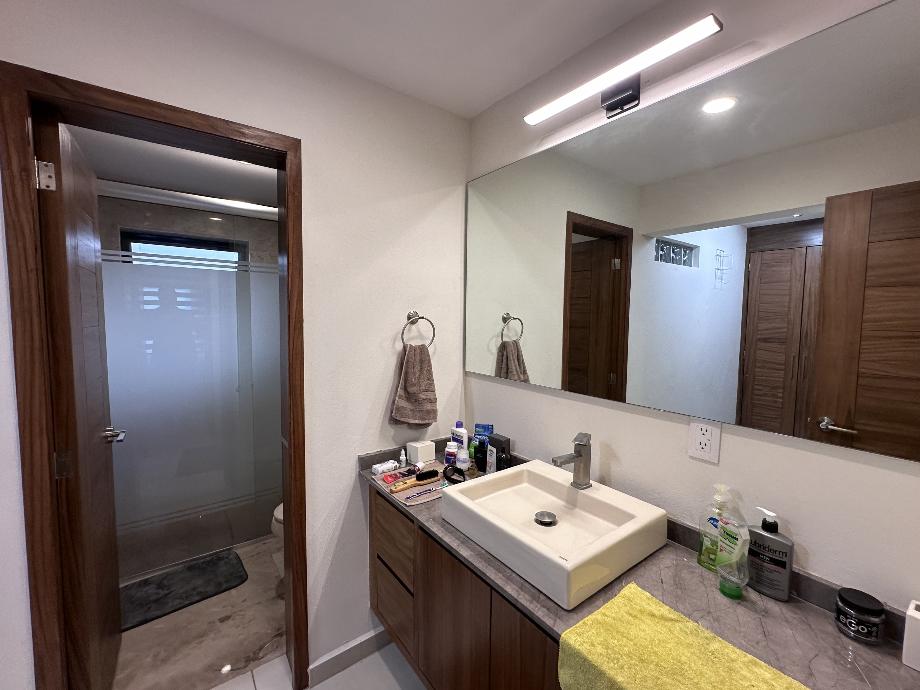 Naciones Unidas, Zapopan, Jalisco, 45117, Mexico, 4 Bedrooms Bedrooms, ,4 BathroomsBathrooms,Residential,For Sale,Naciones Unidas,1646412
