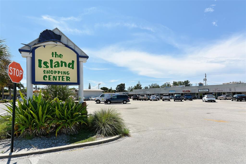 Bradenton, Florida, 34209, United States, 3 Bedrooms Bedrooms, ,2 BathroomsBathrooms,Residential,For Sale,2001818