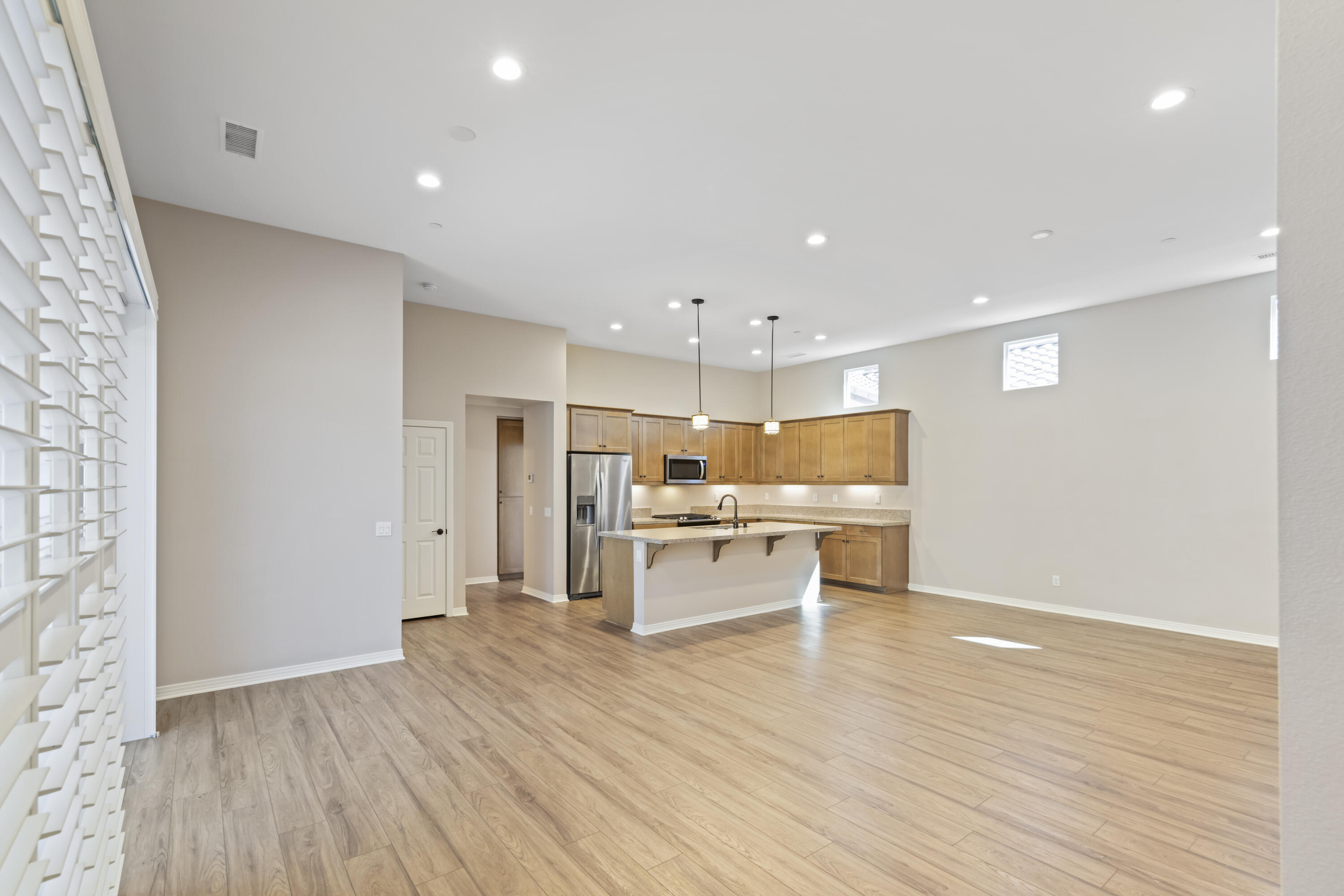 Palm Desert, California, 92211, United States, 3 Bedrooms Bedrooms, ,4 BathroomsBathrooms,Residential,For Sale,1949853