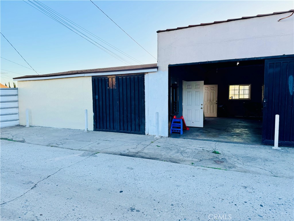 Los Angeles, California, 90023, United States, 4 Bedrooms Bedrooms, ,3 BathroomsBathrooms,Residential,For Sale,2013063