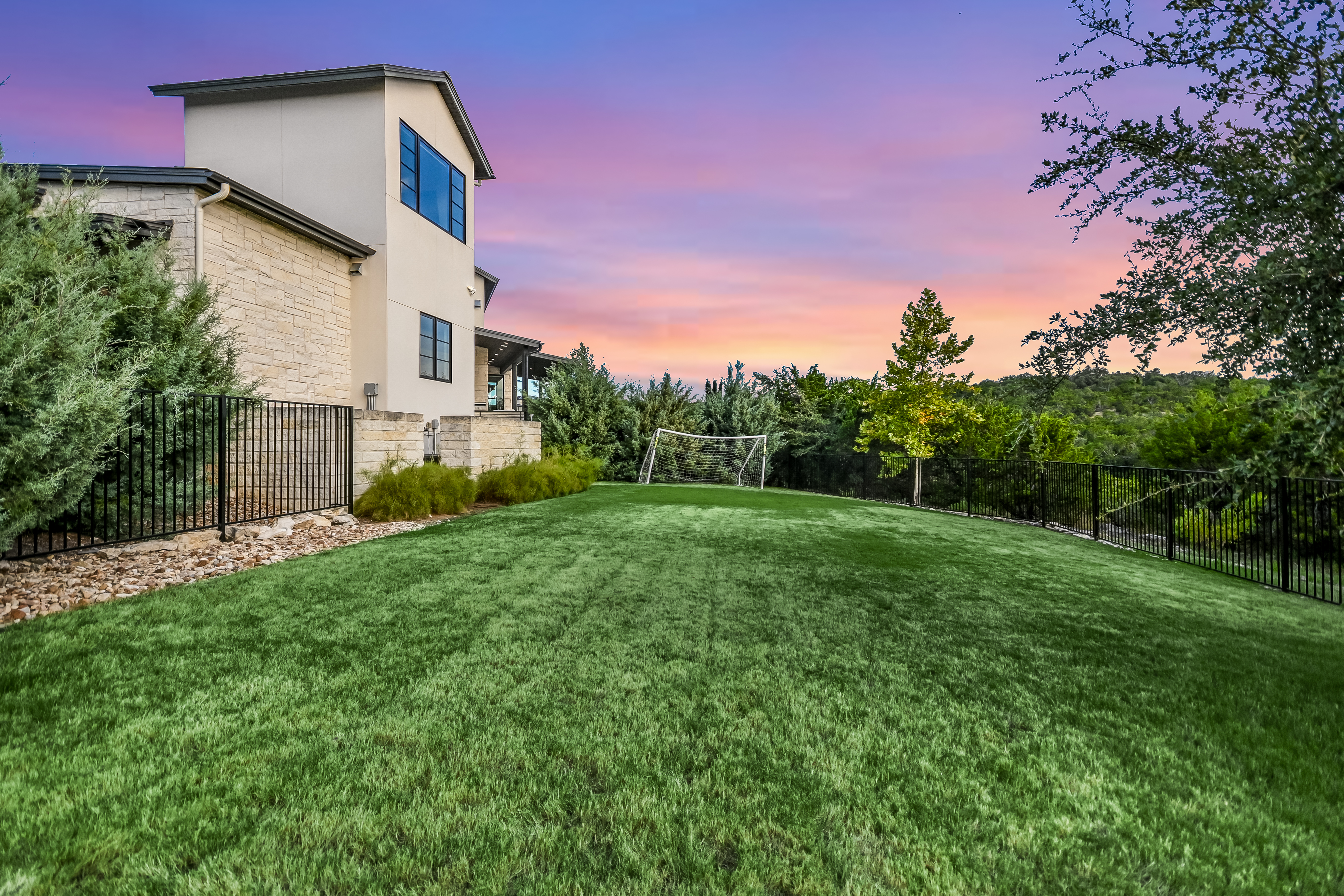  Stunning Amarra Hill Country Estate - 物件實景